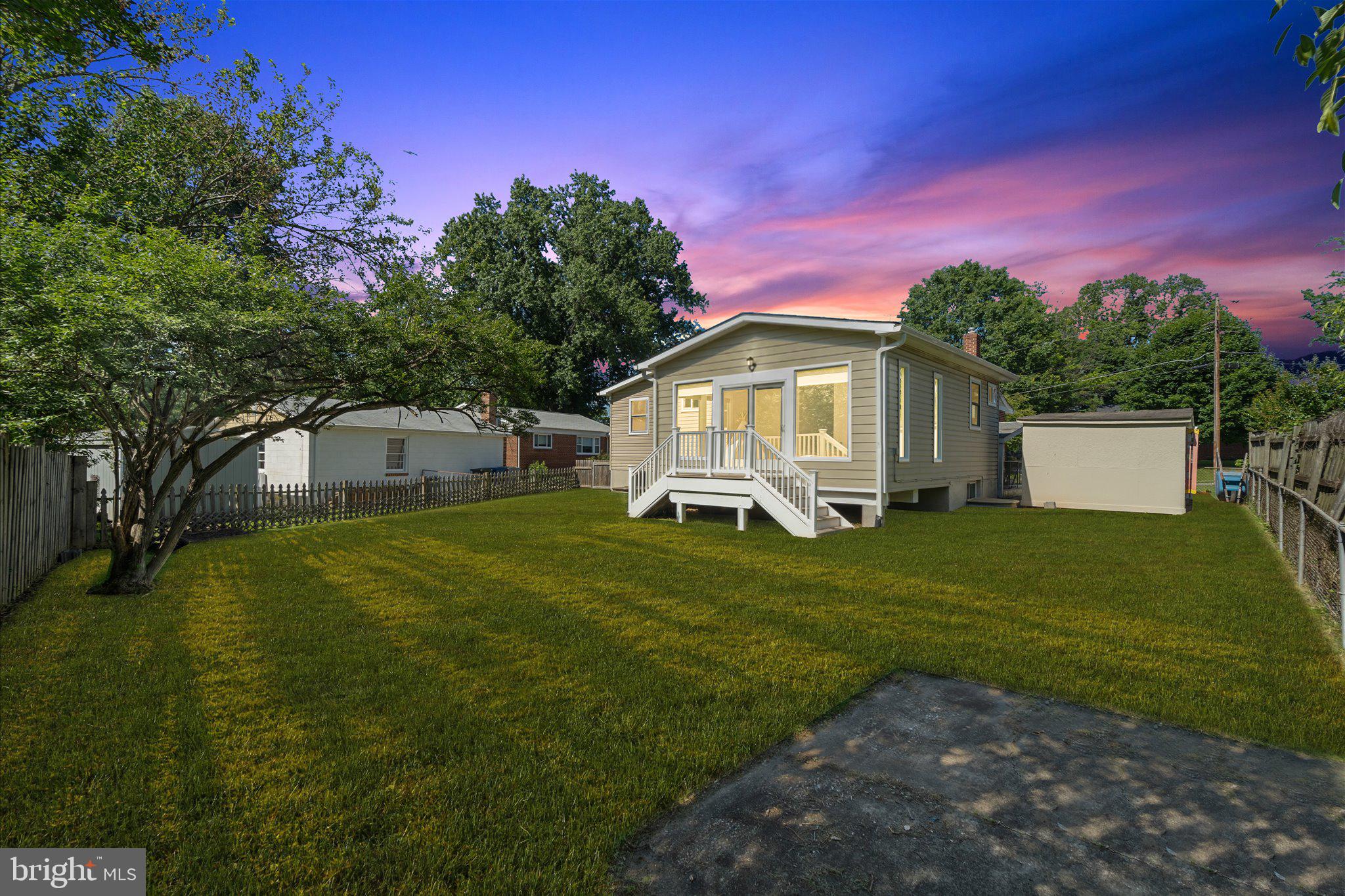 ANNALEE HEIGHTS - Residential