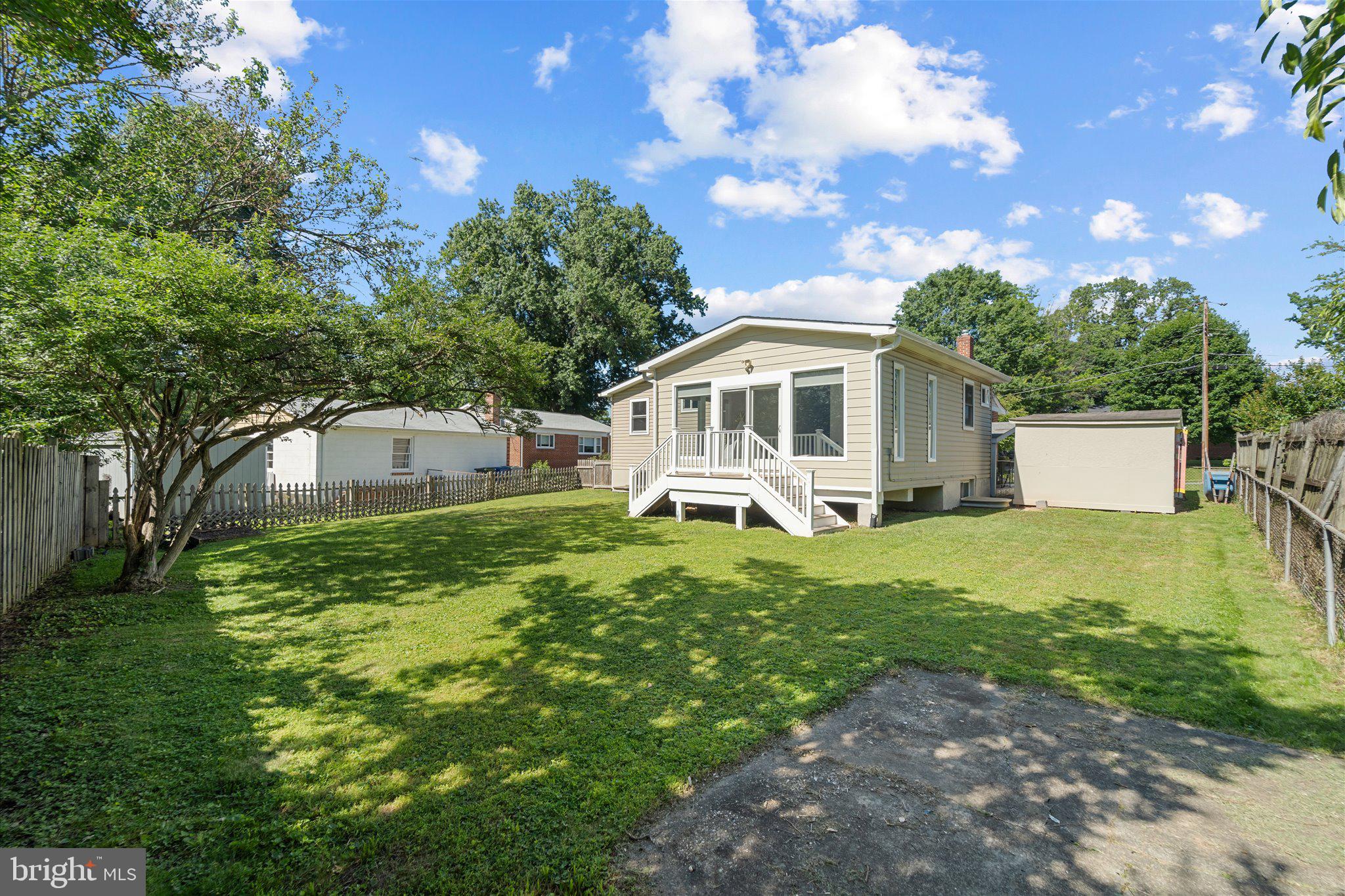 ANNALEE HEIGHTS - Residential