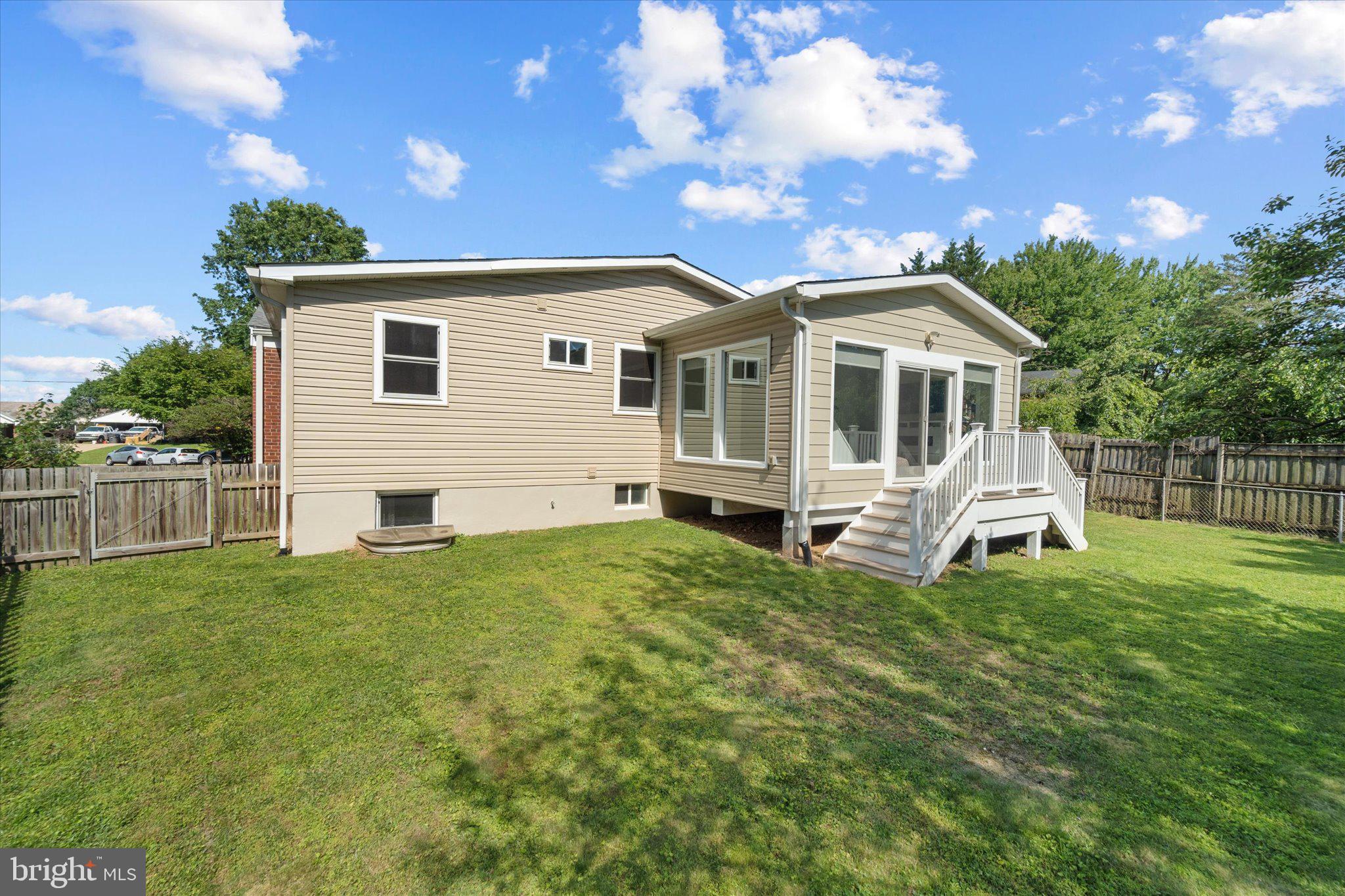 ANNALEE HEIGHTS - Residential