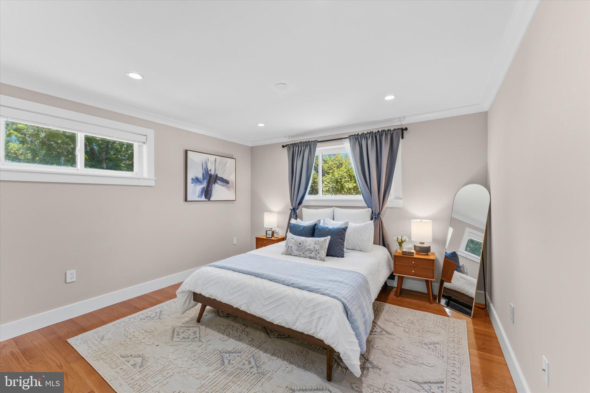 ANNALEE HEIGHTS - Residential