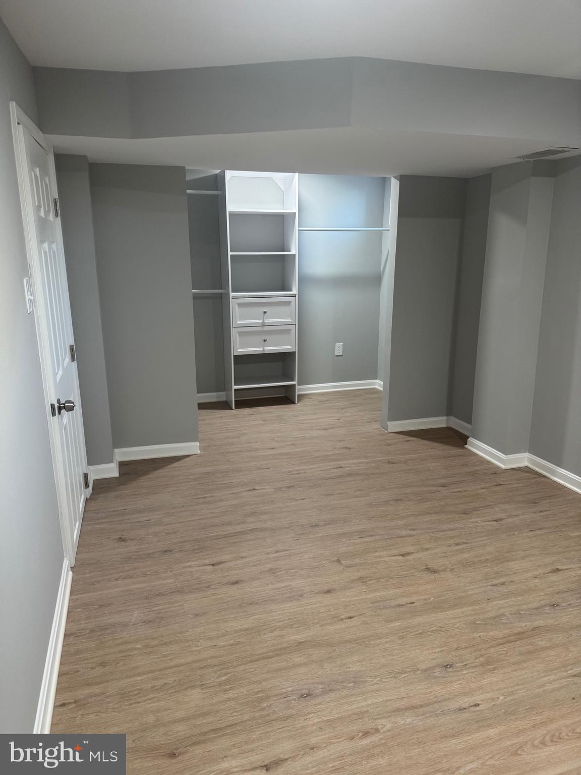 HOLMES RUN HEIGHTS - Residential Lease