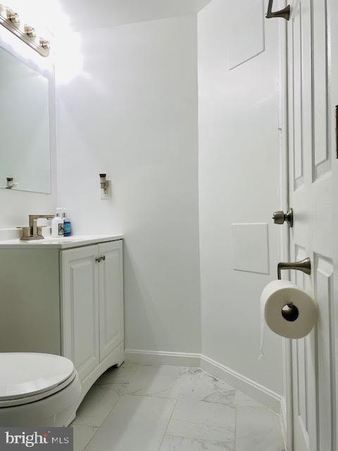 HOLMES RUN HEIGHTS - Residential Lease