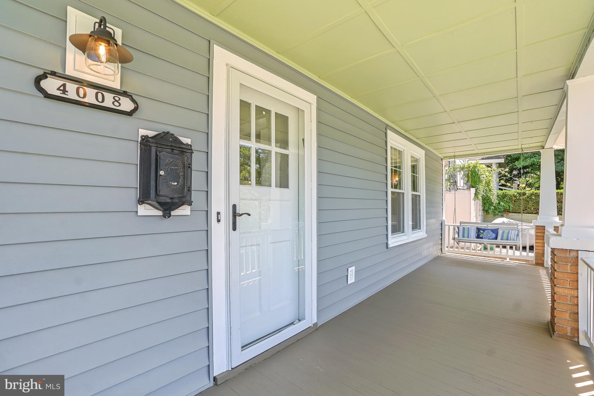 HYATTSVILLE HILLS - Residential