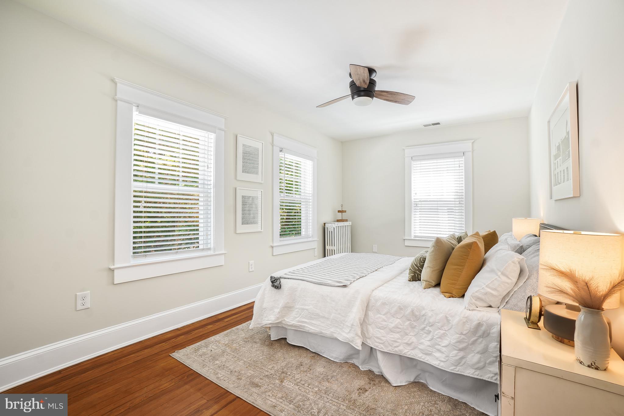 HYATTSVILLE HILLS - Residential