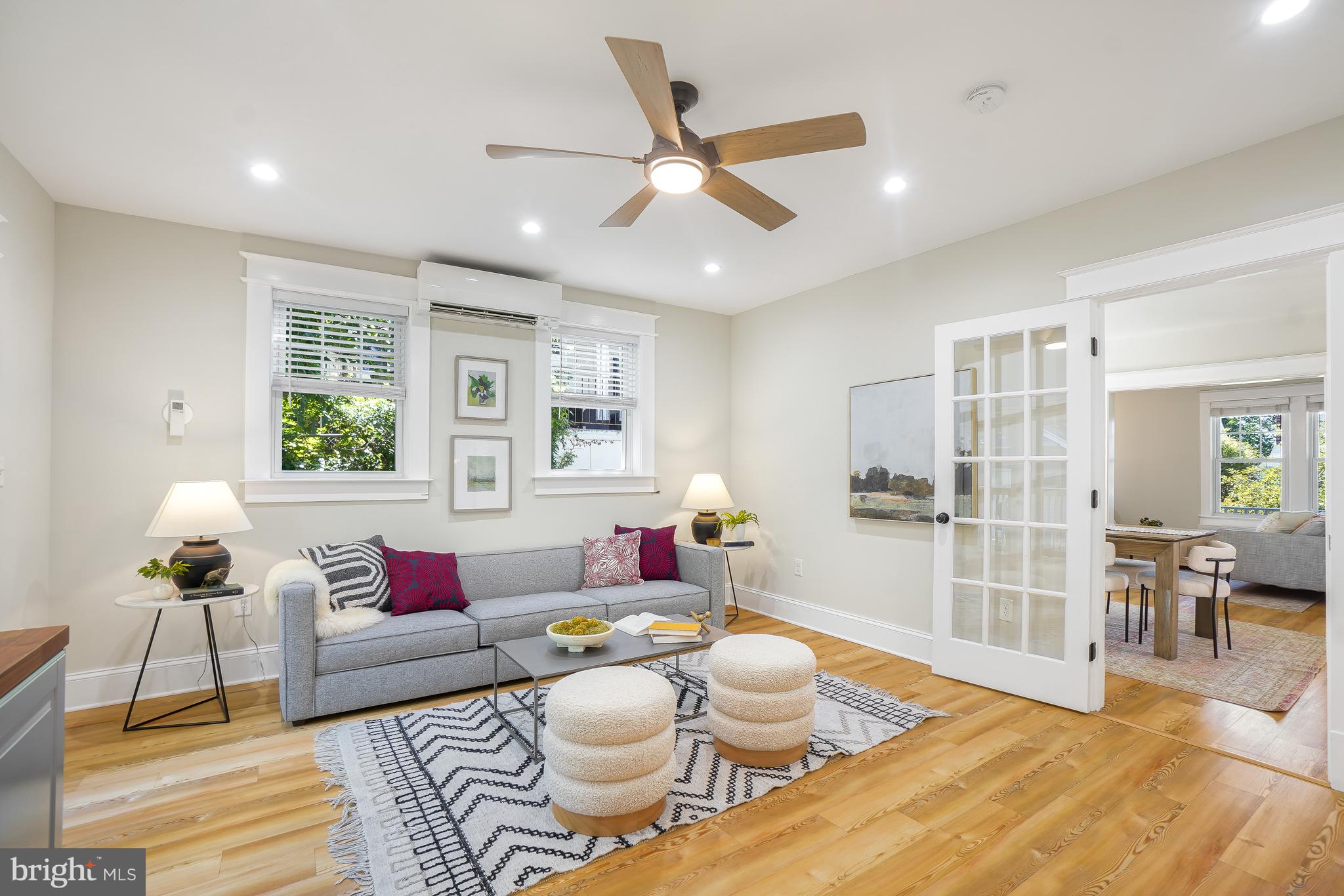 HYATTSVILLE HILLS - Residential