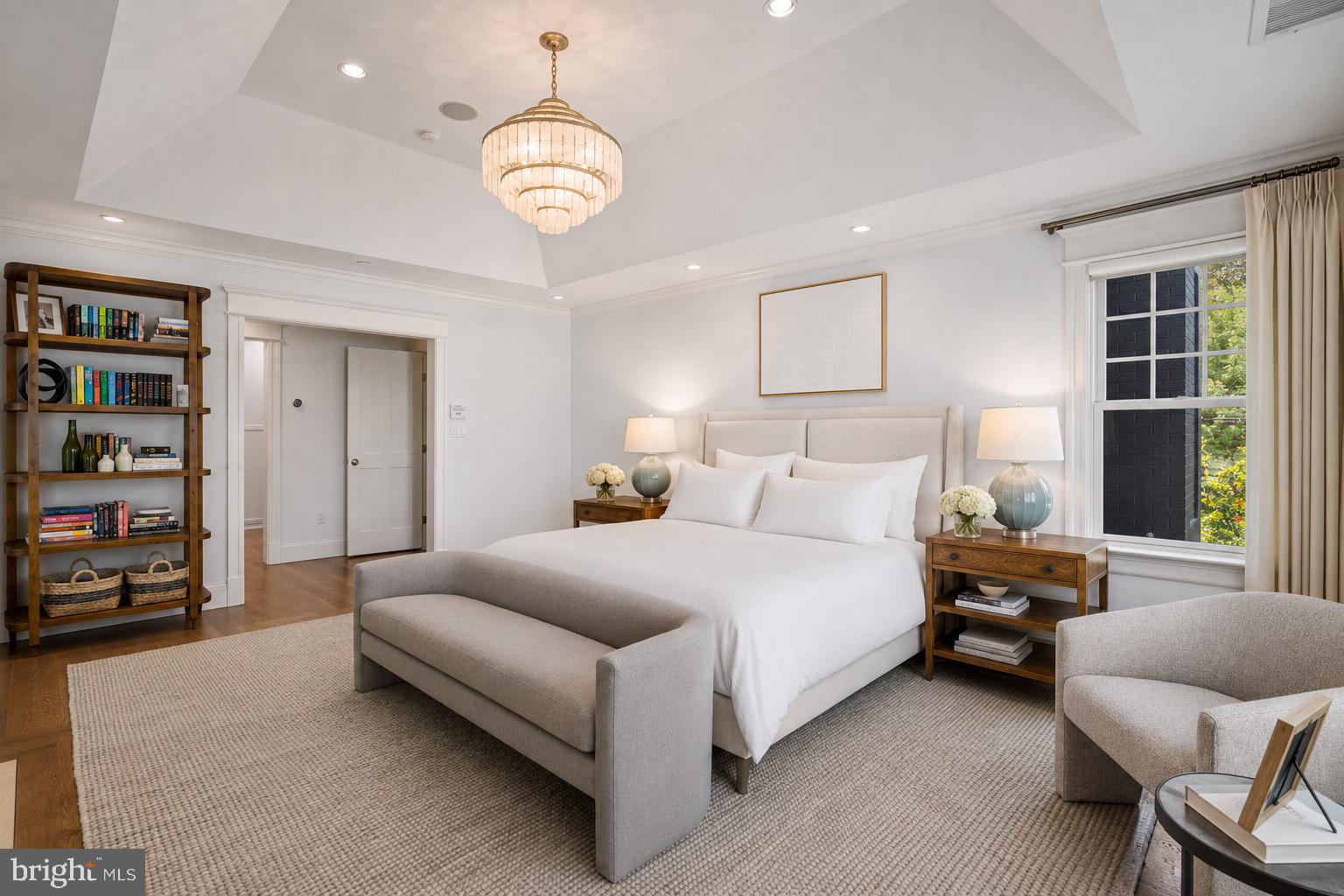CHEVY CHASE - Residential