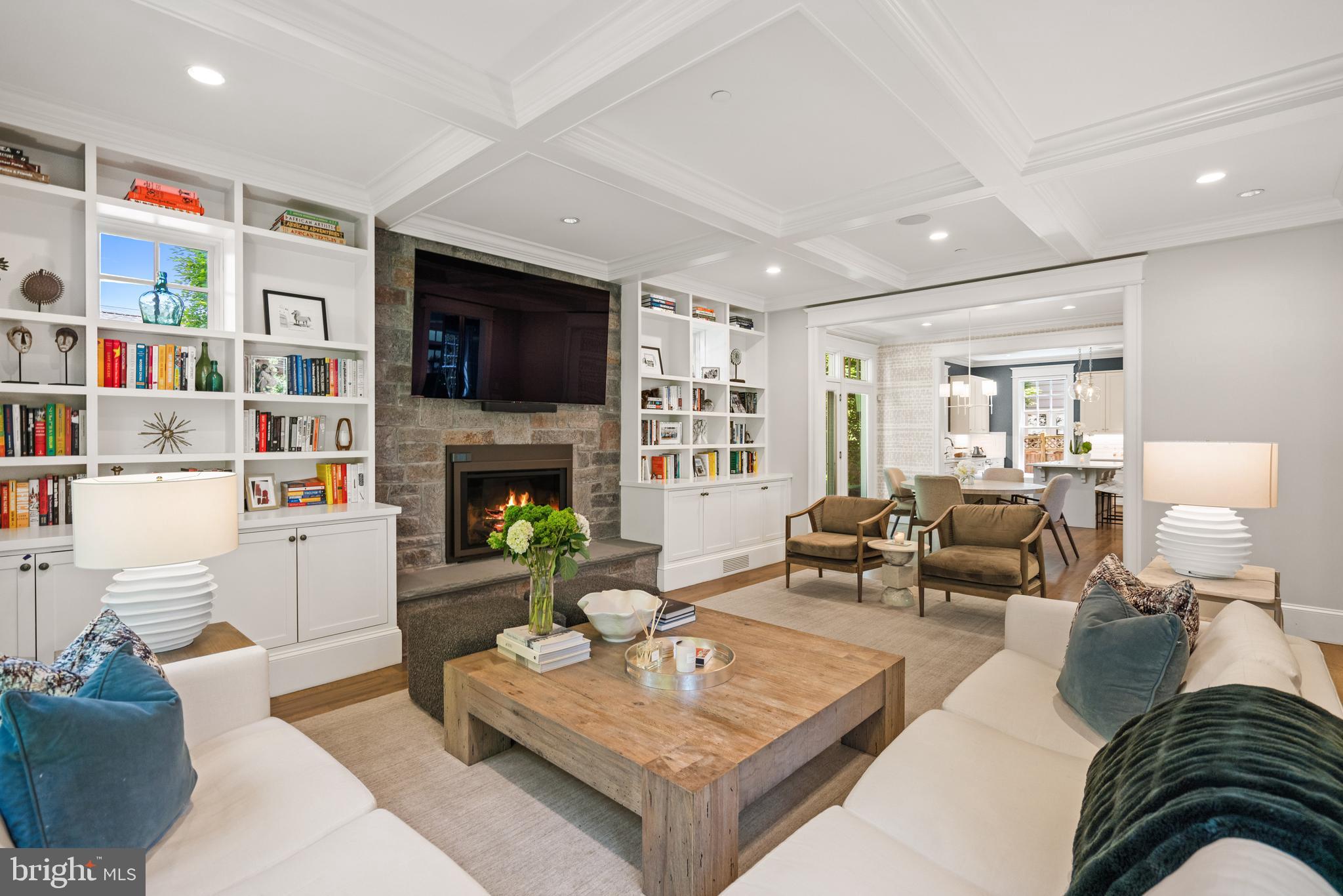 CHEVY CHASE - Residential