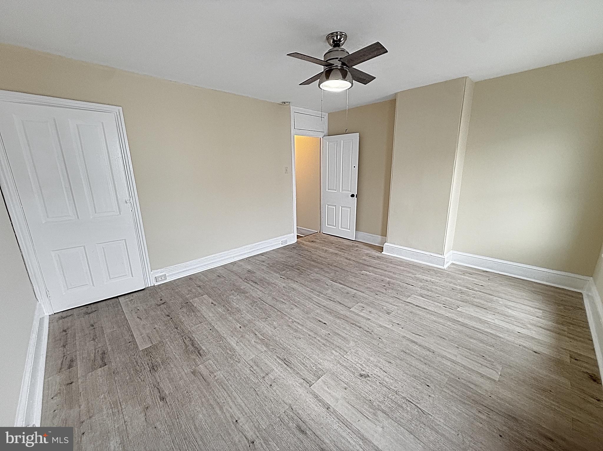 NORRISTOWN - Residential