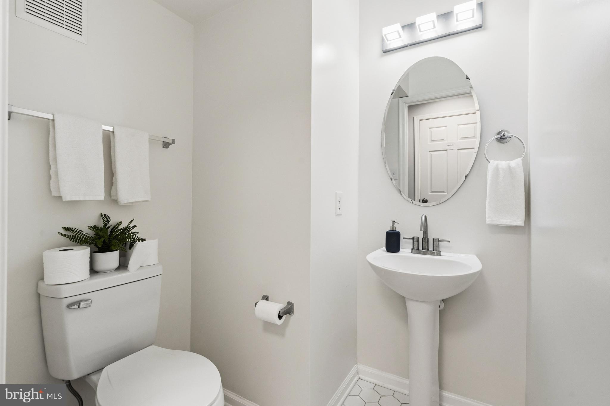 HUNTER ESTATES - Residential