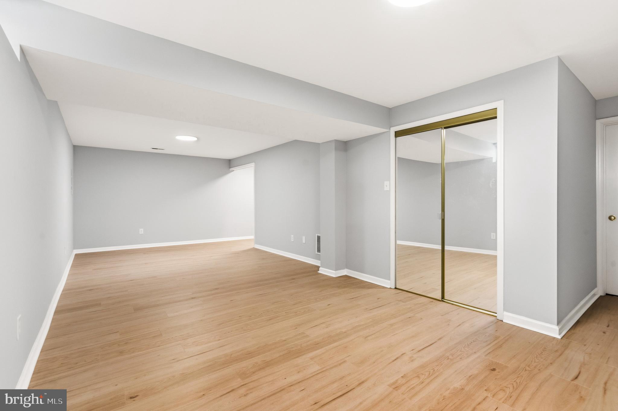 HUNTER ESTATES - Residential