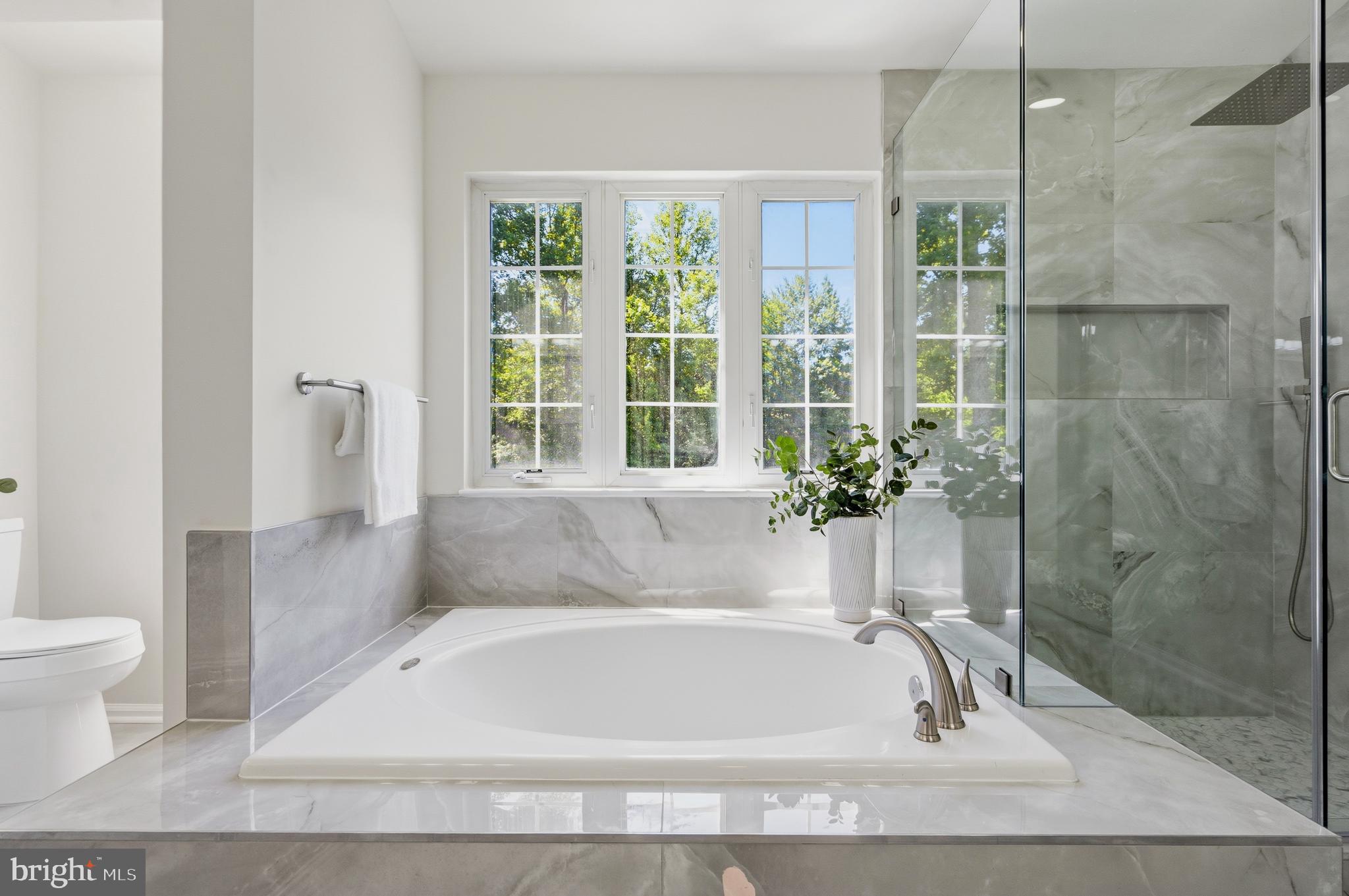 HUNTER ESTATES - Residential