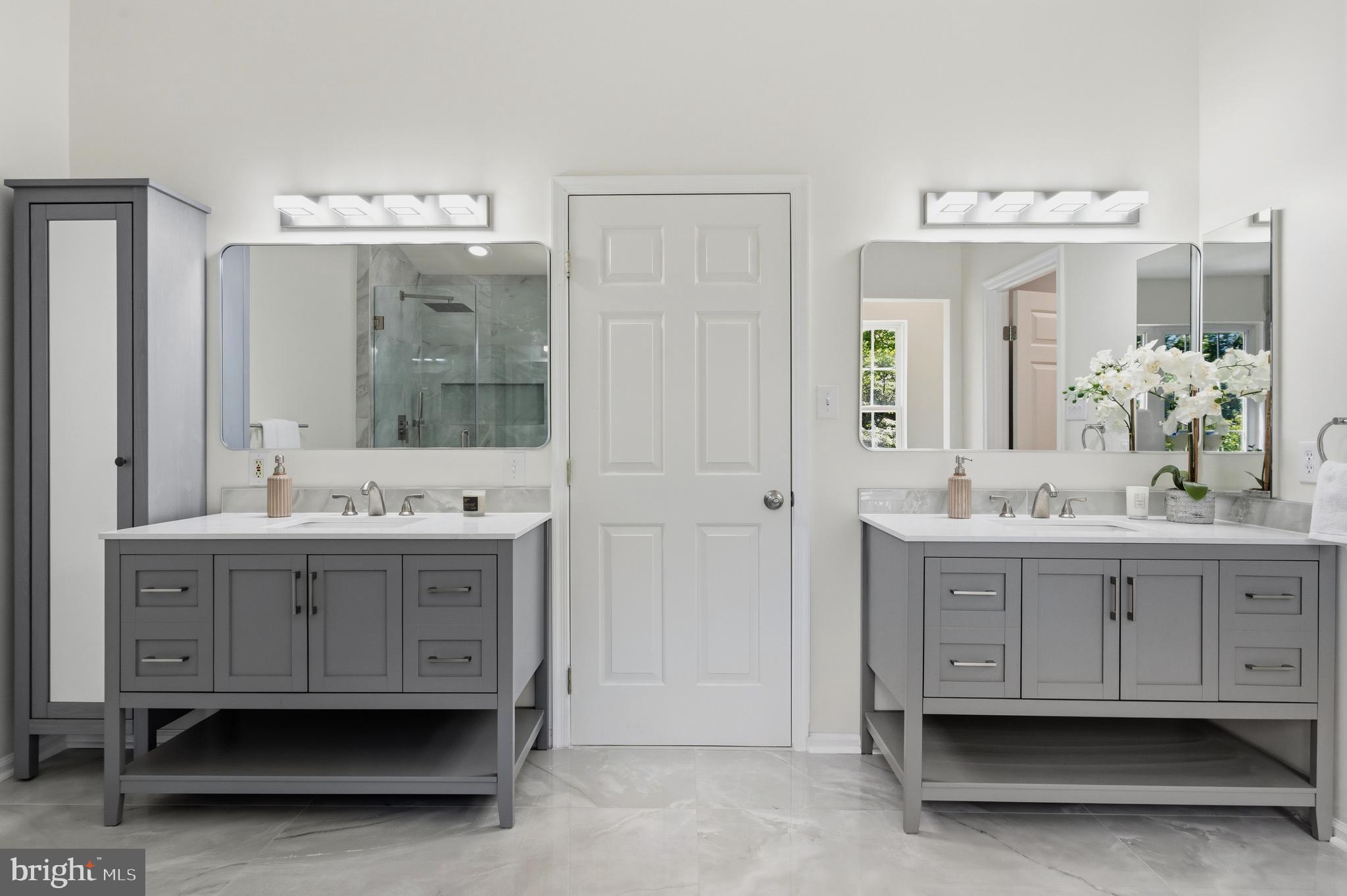 HUNTER ESTATES - Residential