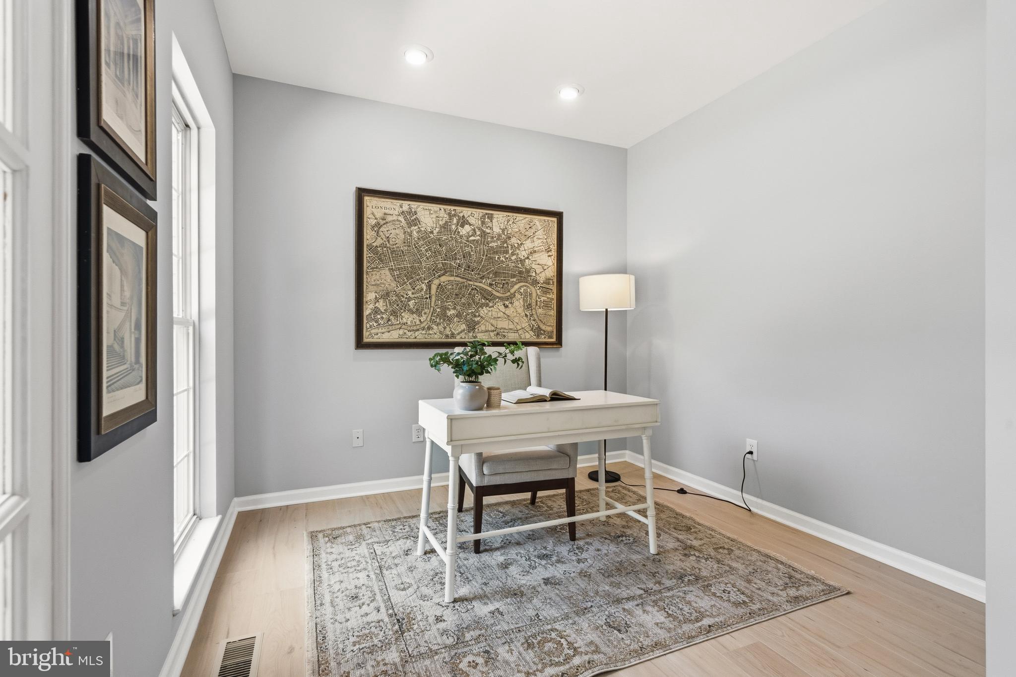 HUNTER ESTATES - Residential