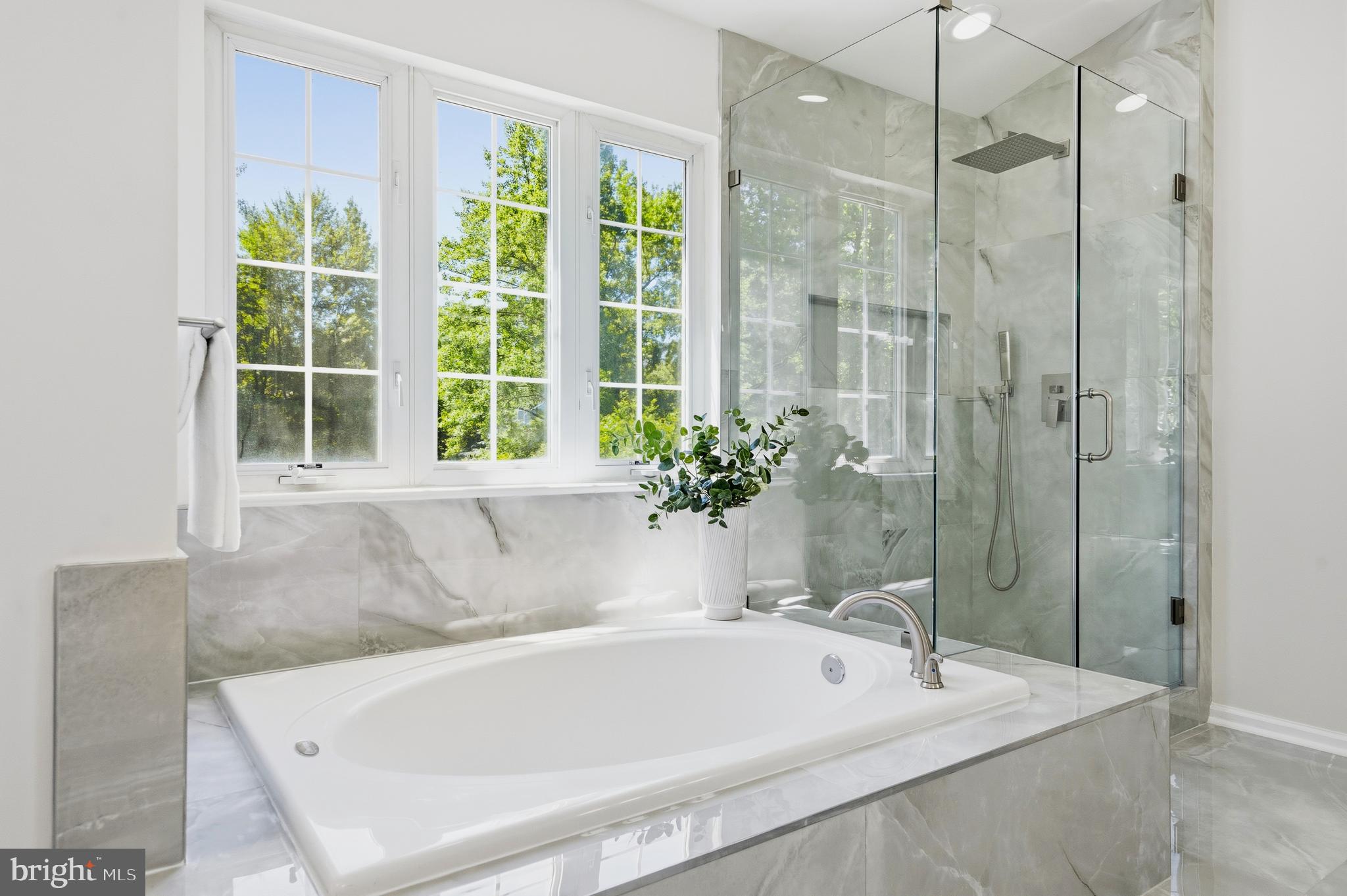 HUNTER ESTATES - Residential