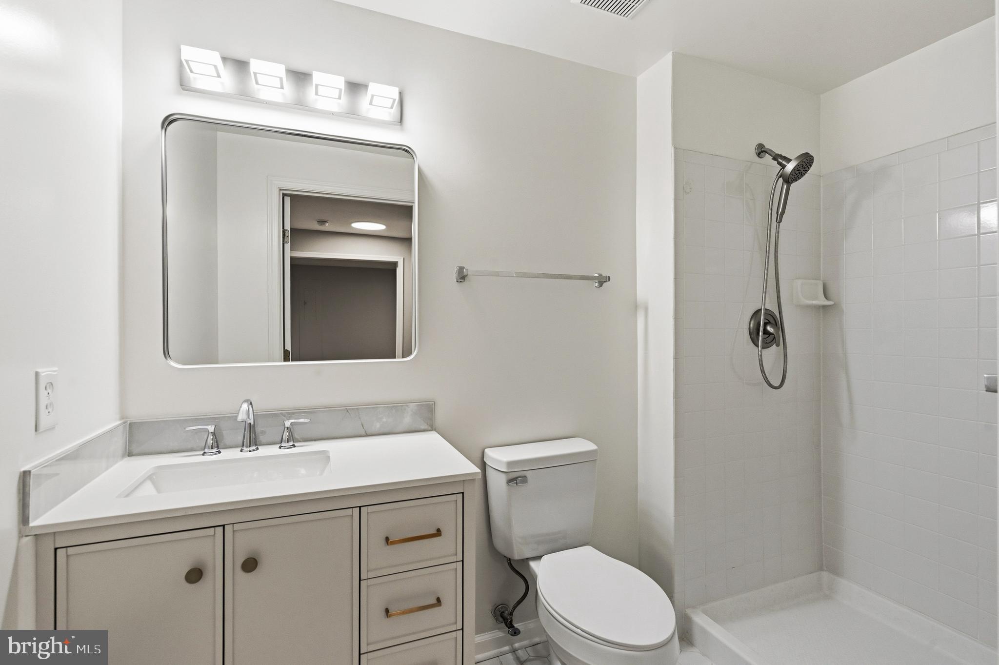 HUNTER ESTATES - Residential