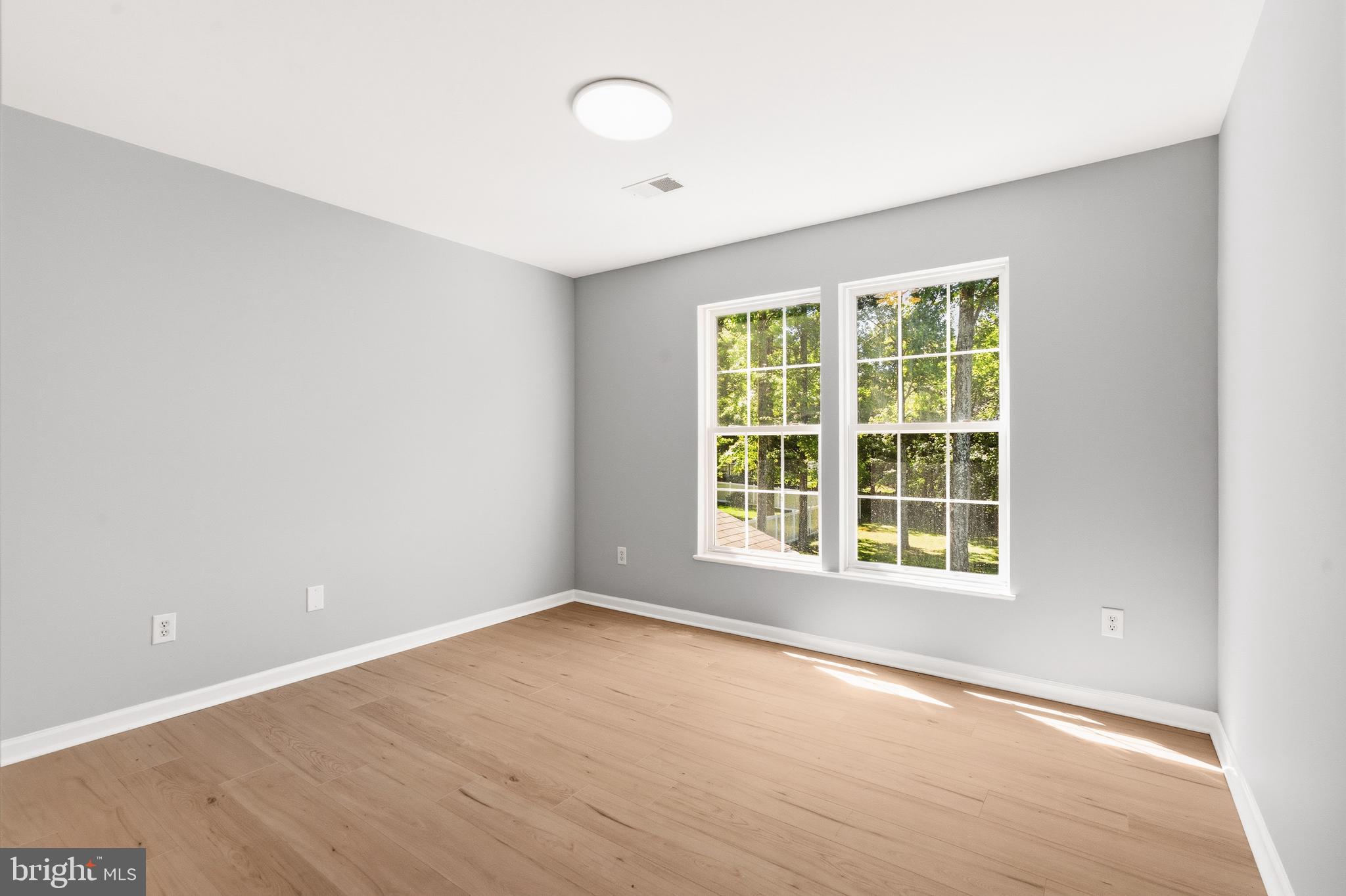 HUNTER ESTATES - Residential