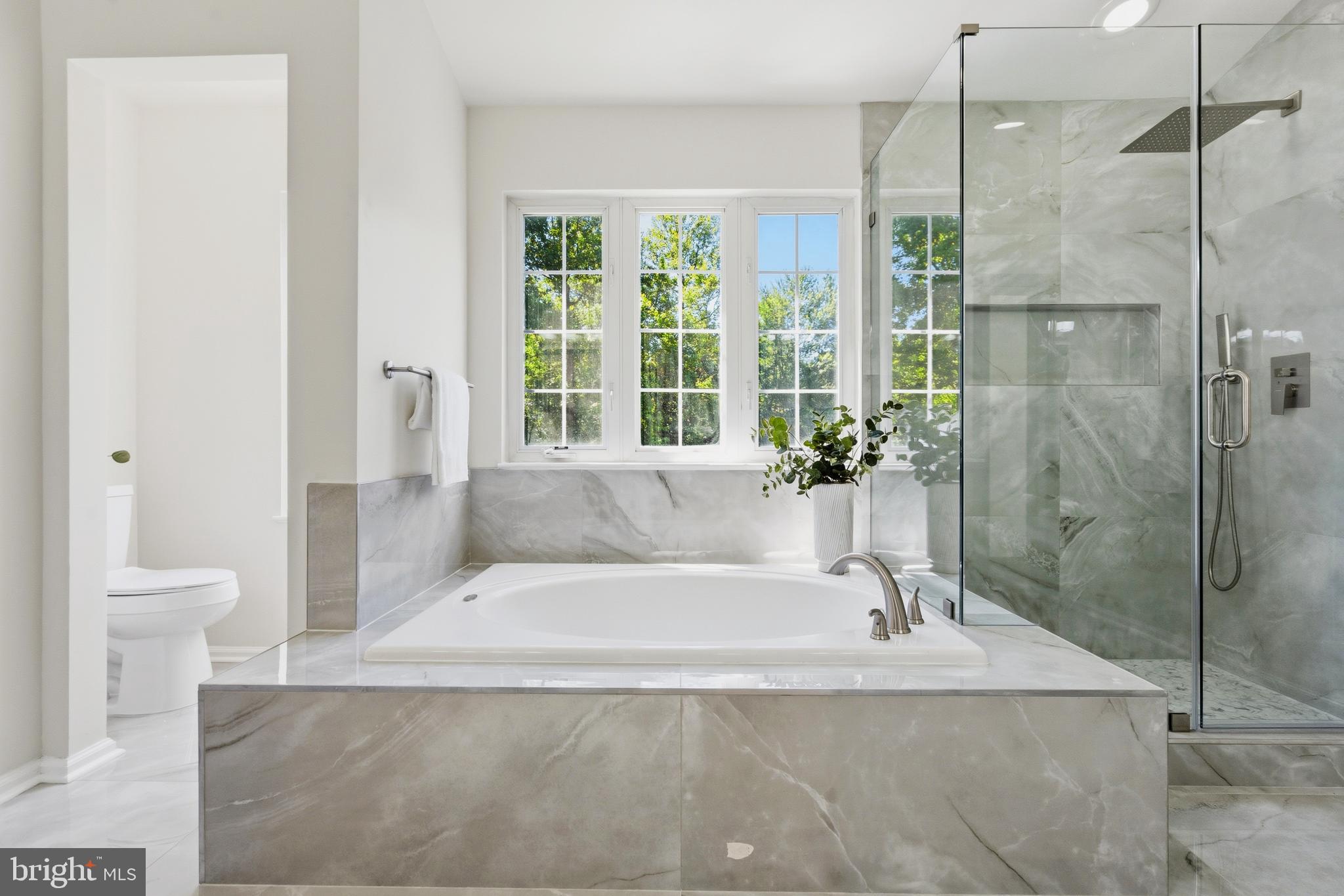 HUNTER ESTATES - Residential