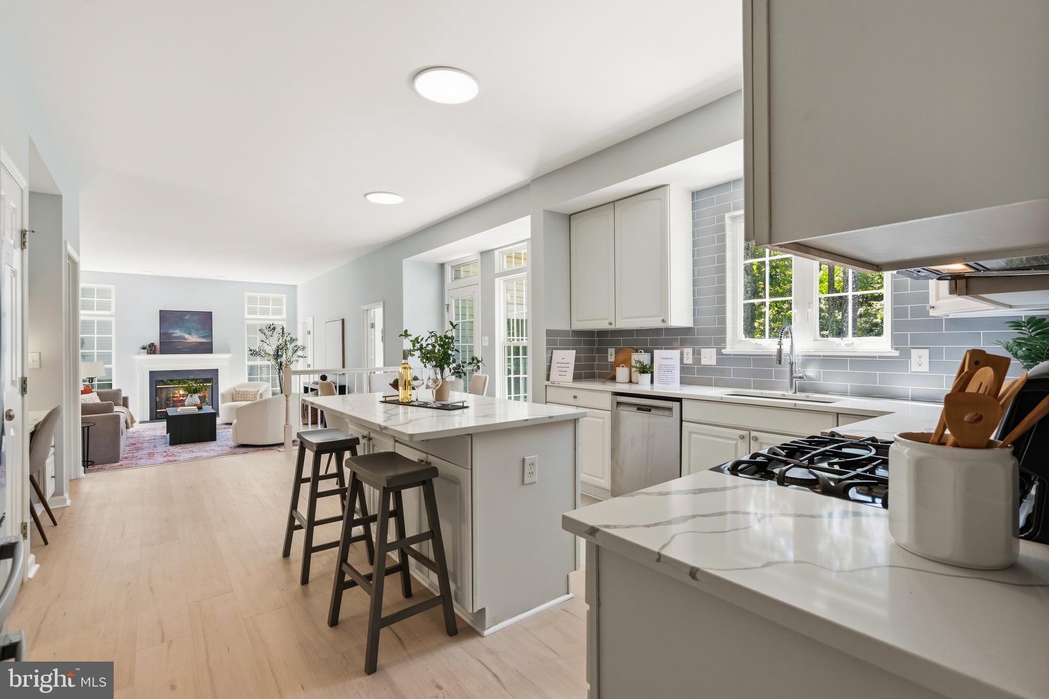 HUNTER ESTATES - Residential