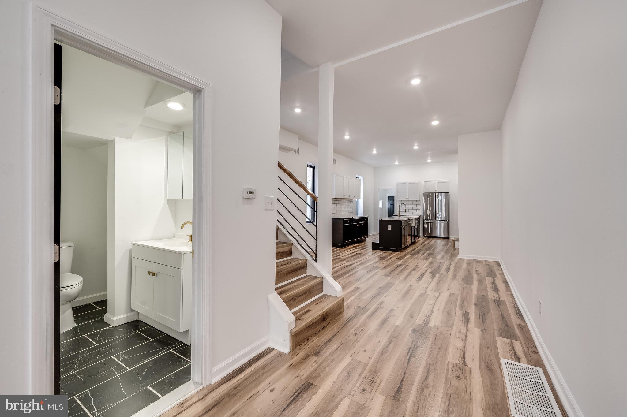 ROXBOROUGH - Residential