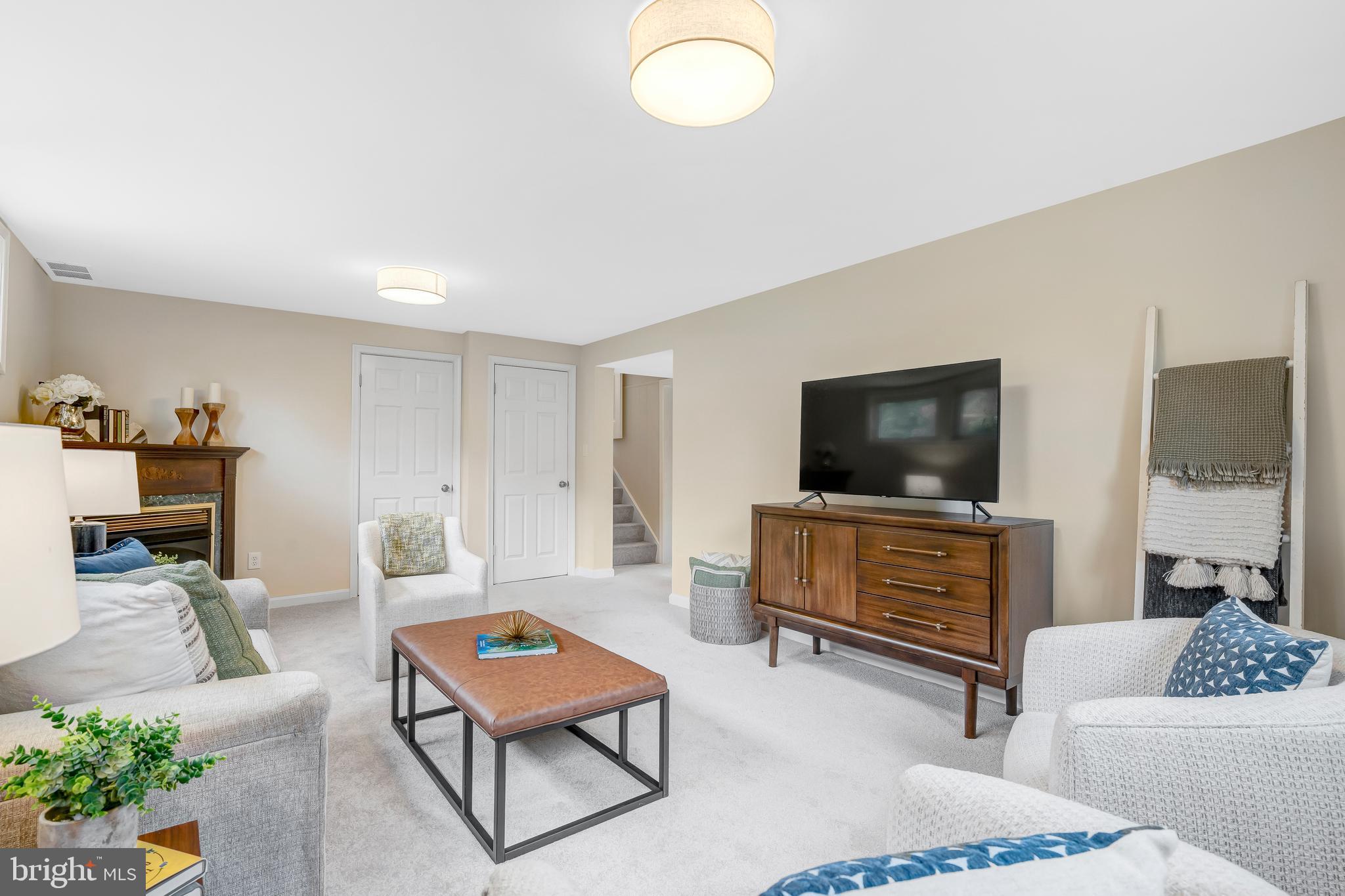 RAVENSDALE - Residential