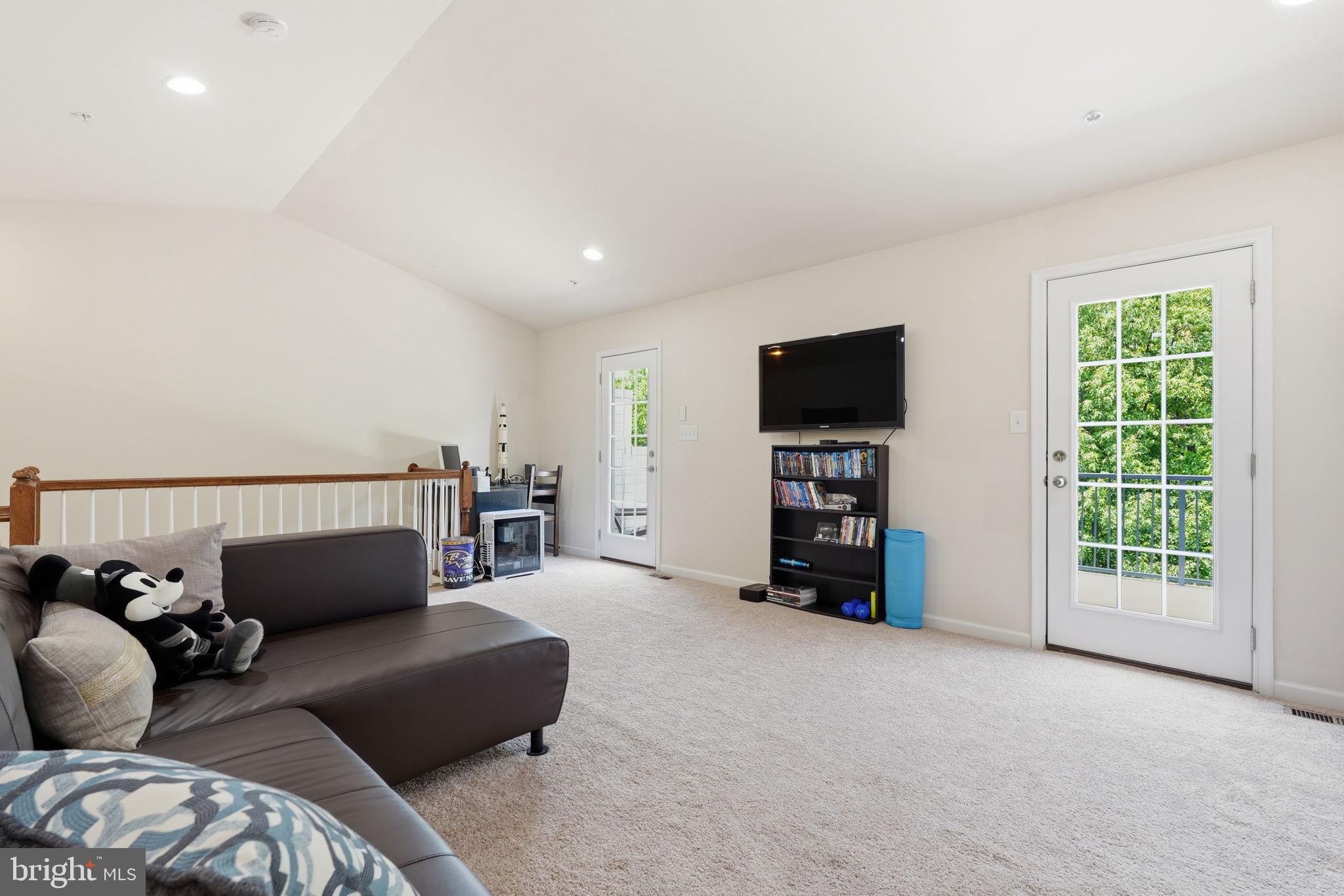 TANYARD SPRINGS - Residential