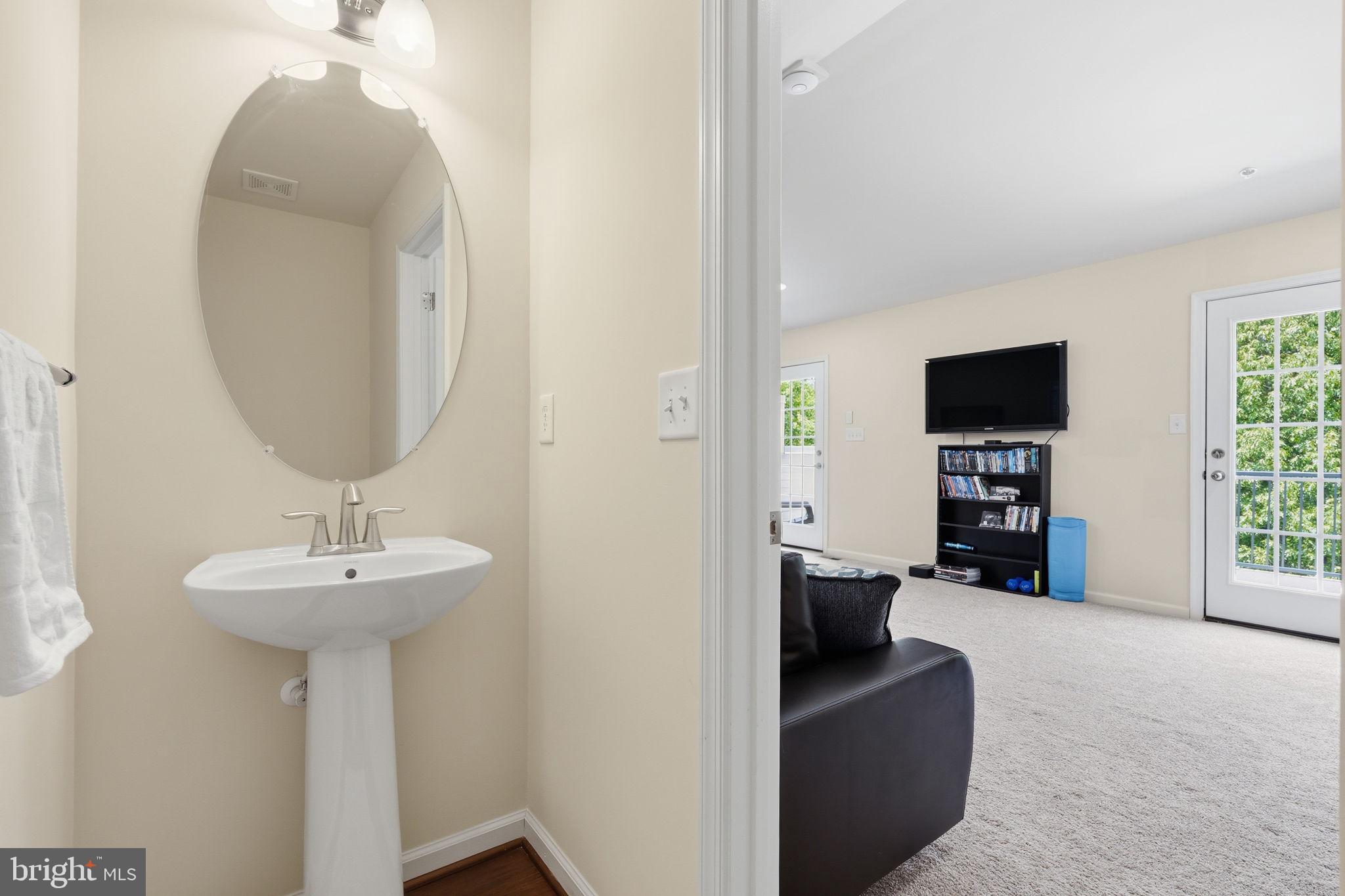 TANYARD SPRINGS - Residential