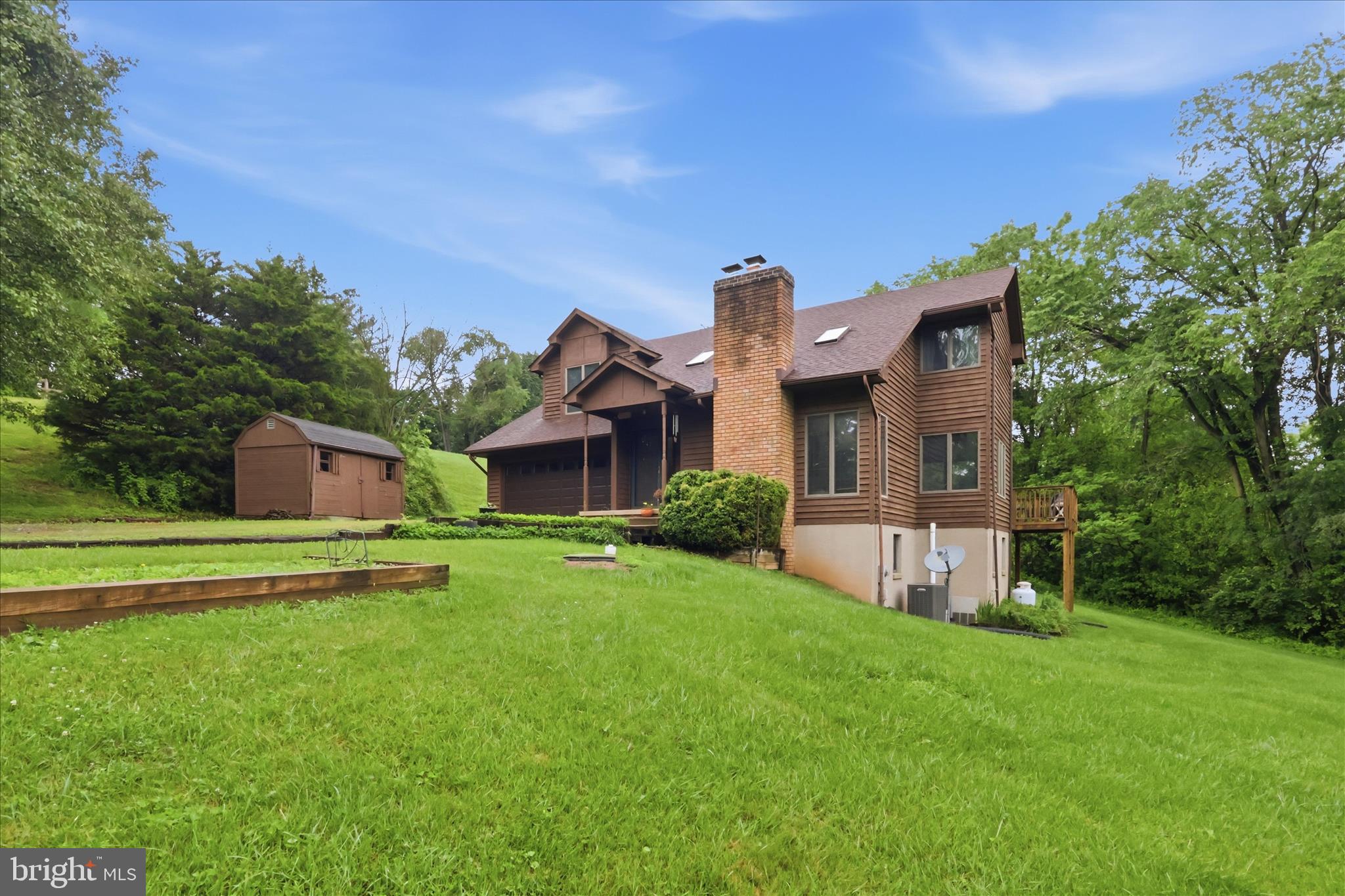 BUNKER HILL ESTATES - Residential