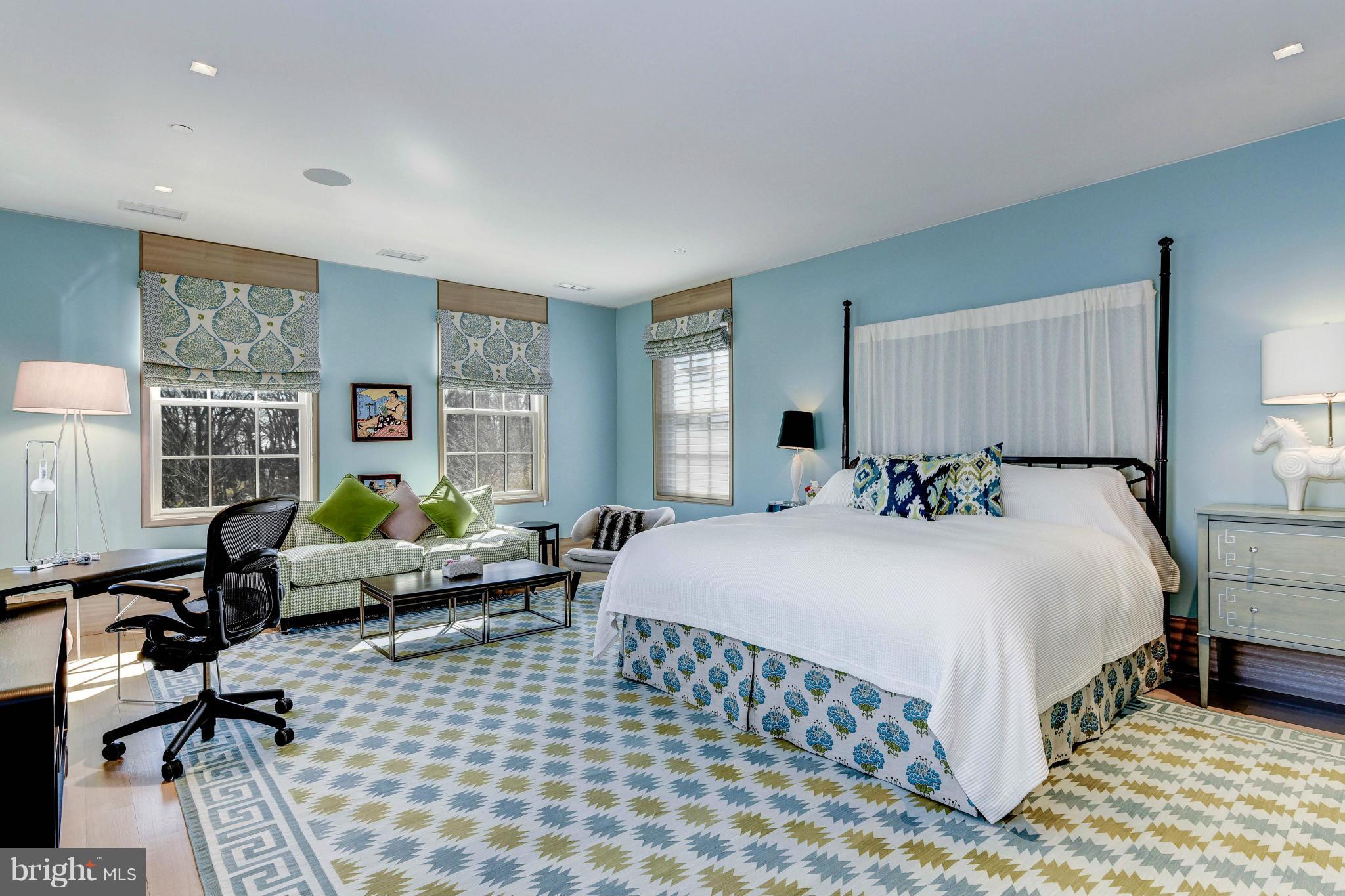 PHILLIPS PARK - Residential