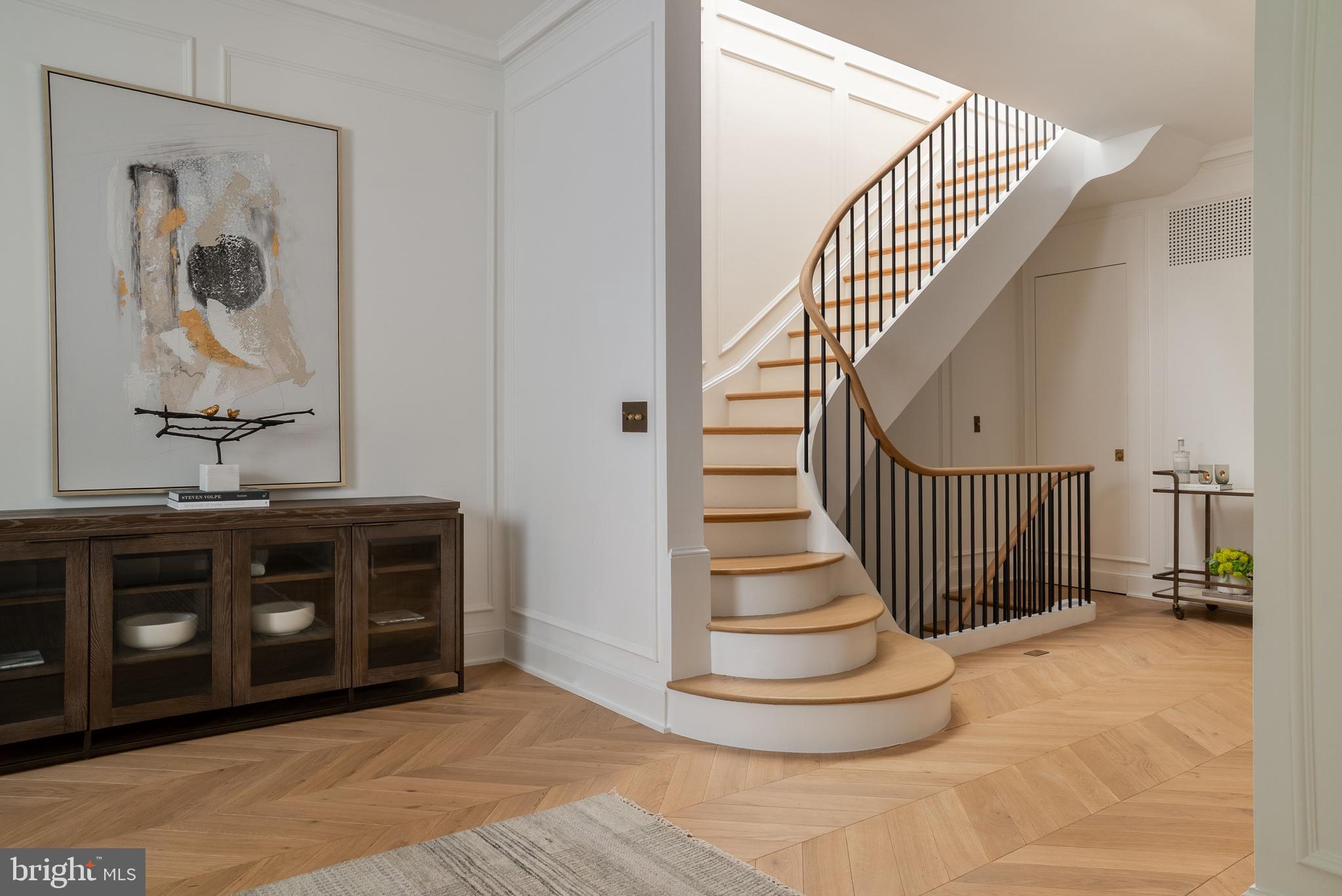 LOGAN CIRCLE - Residential