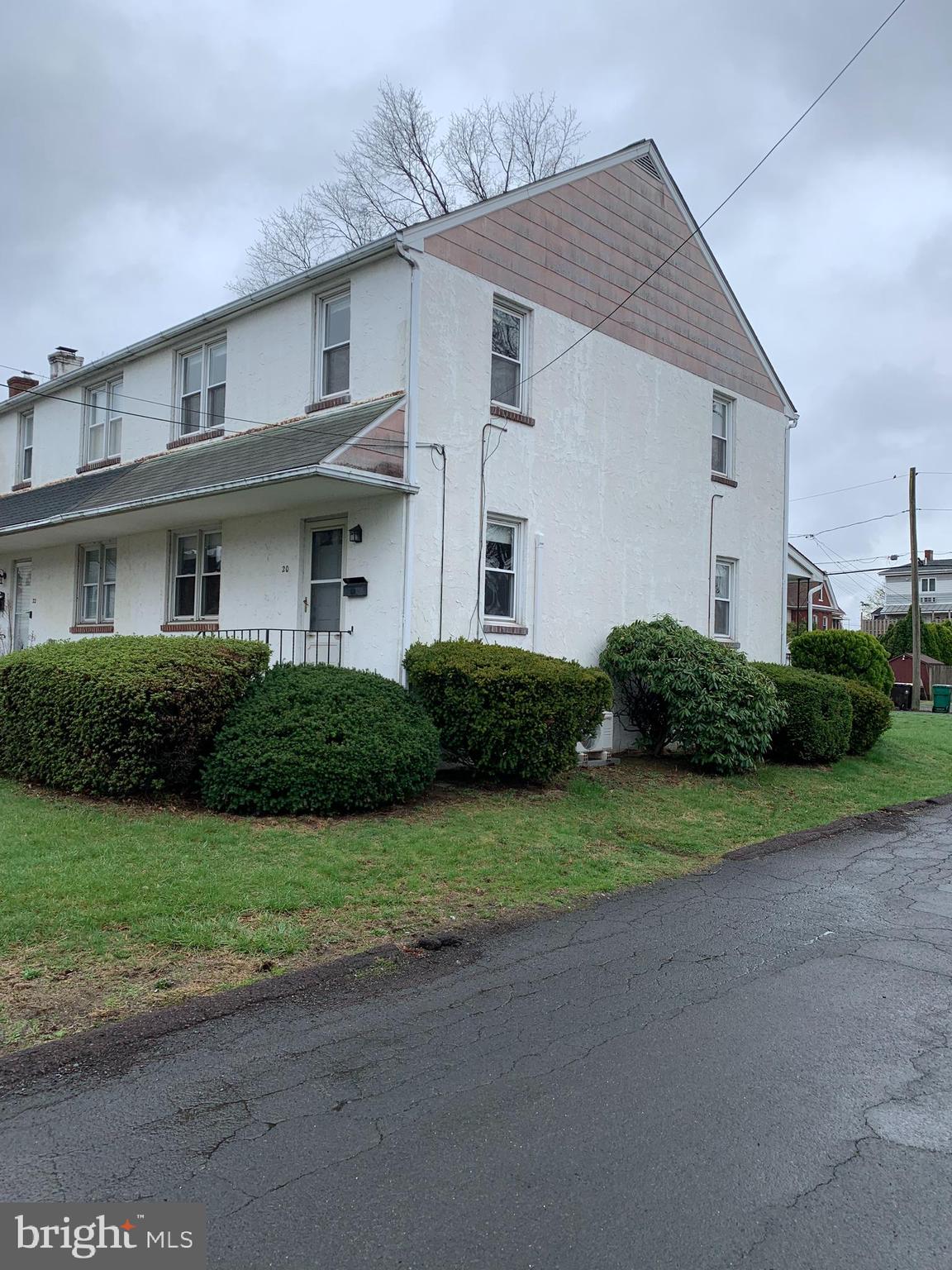 LANSDALE - Residential