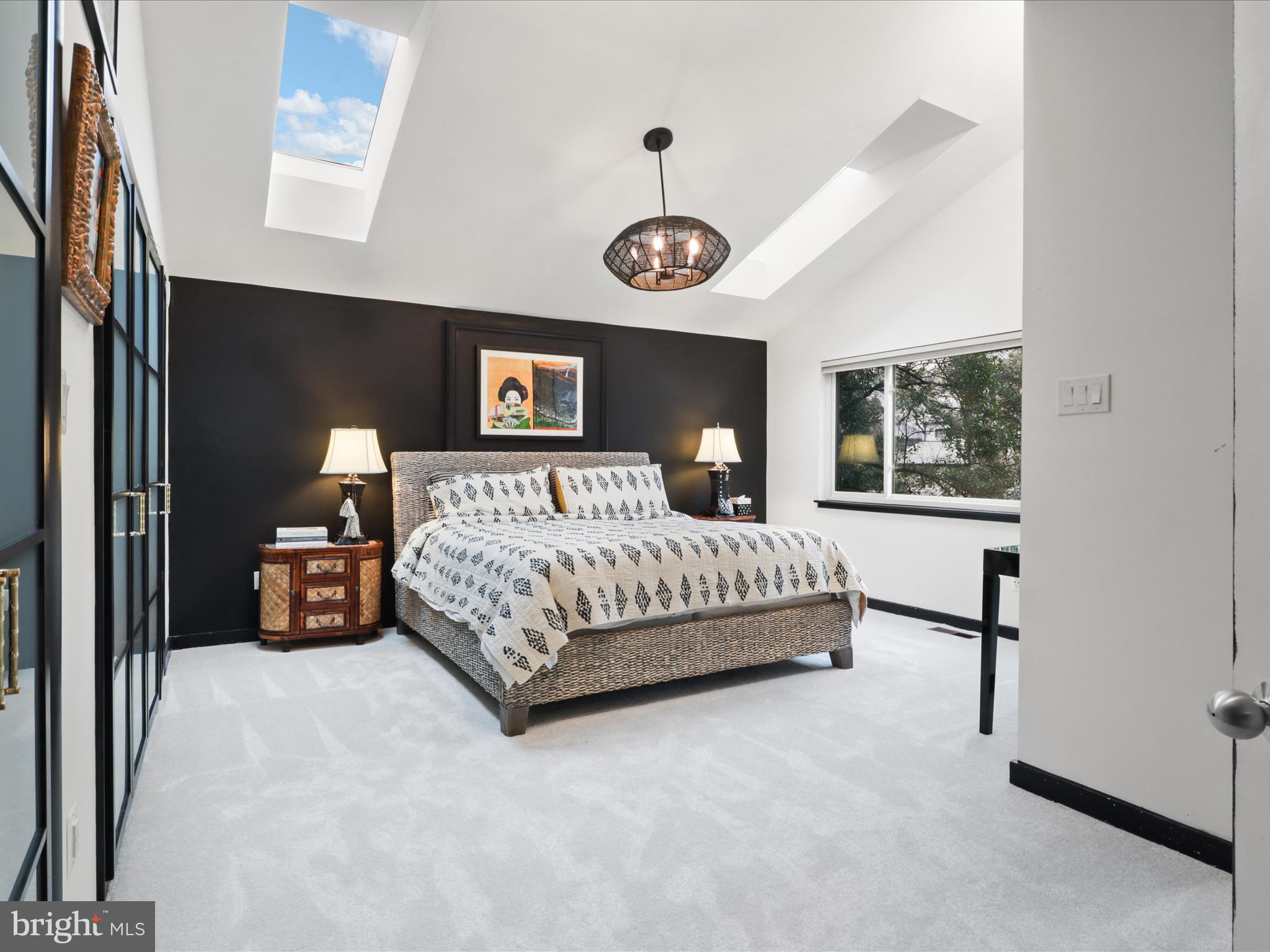 RESTON - Residential