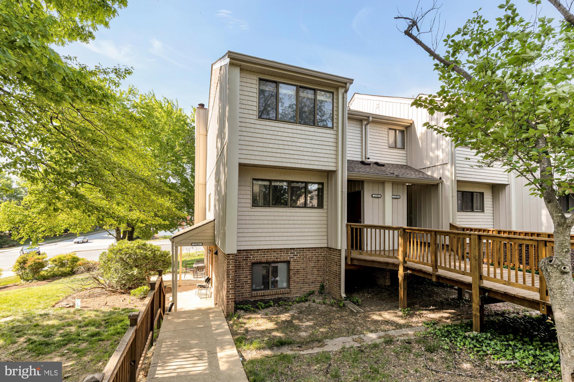 RIPPON LANDING - Residential
