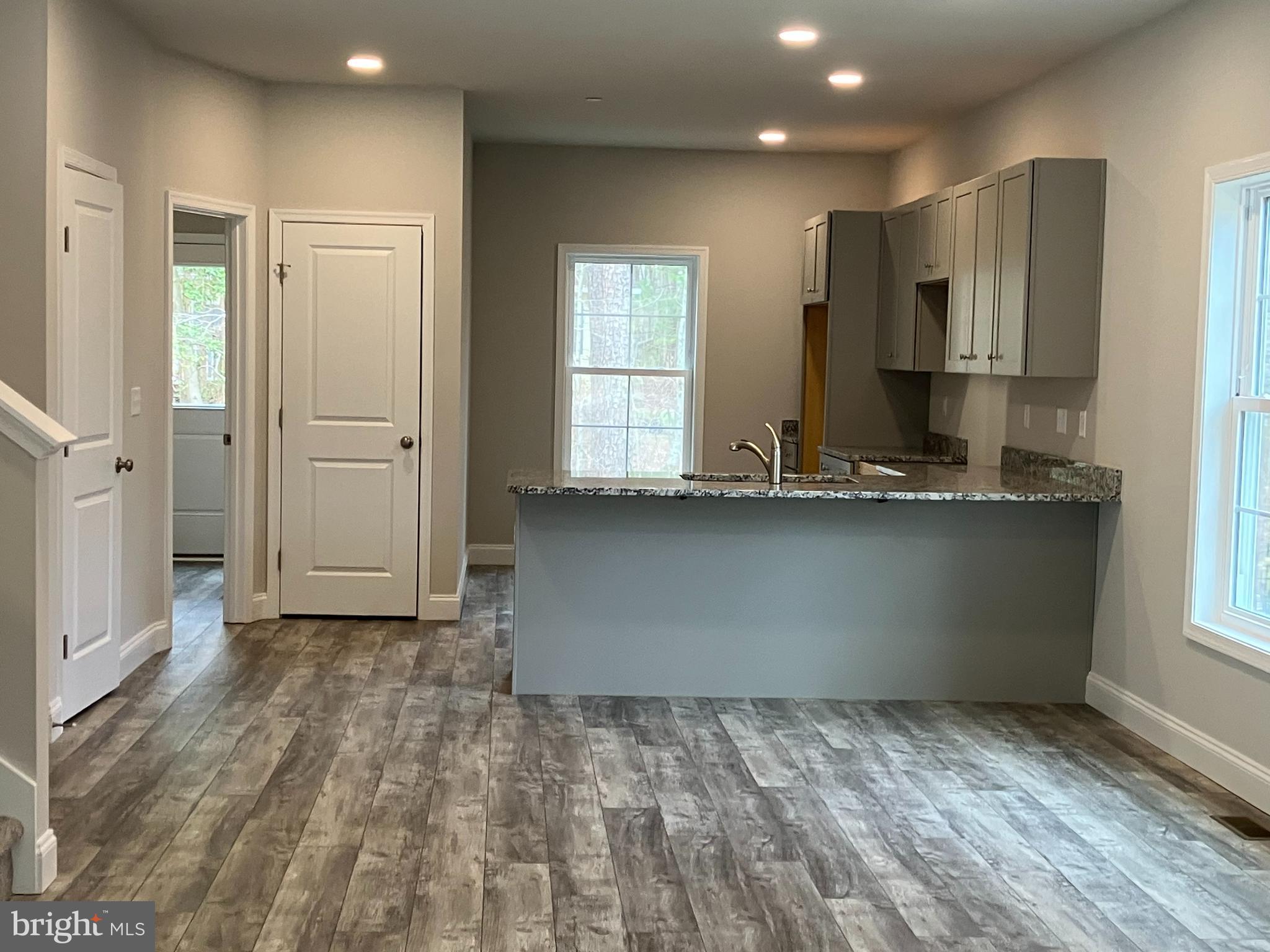 WATERMANS ESTATES - Residential