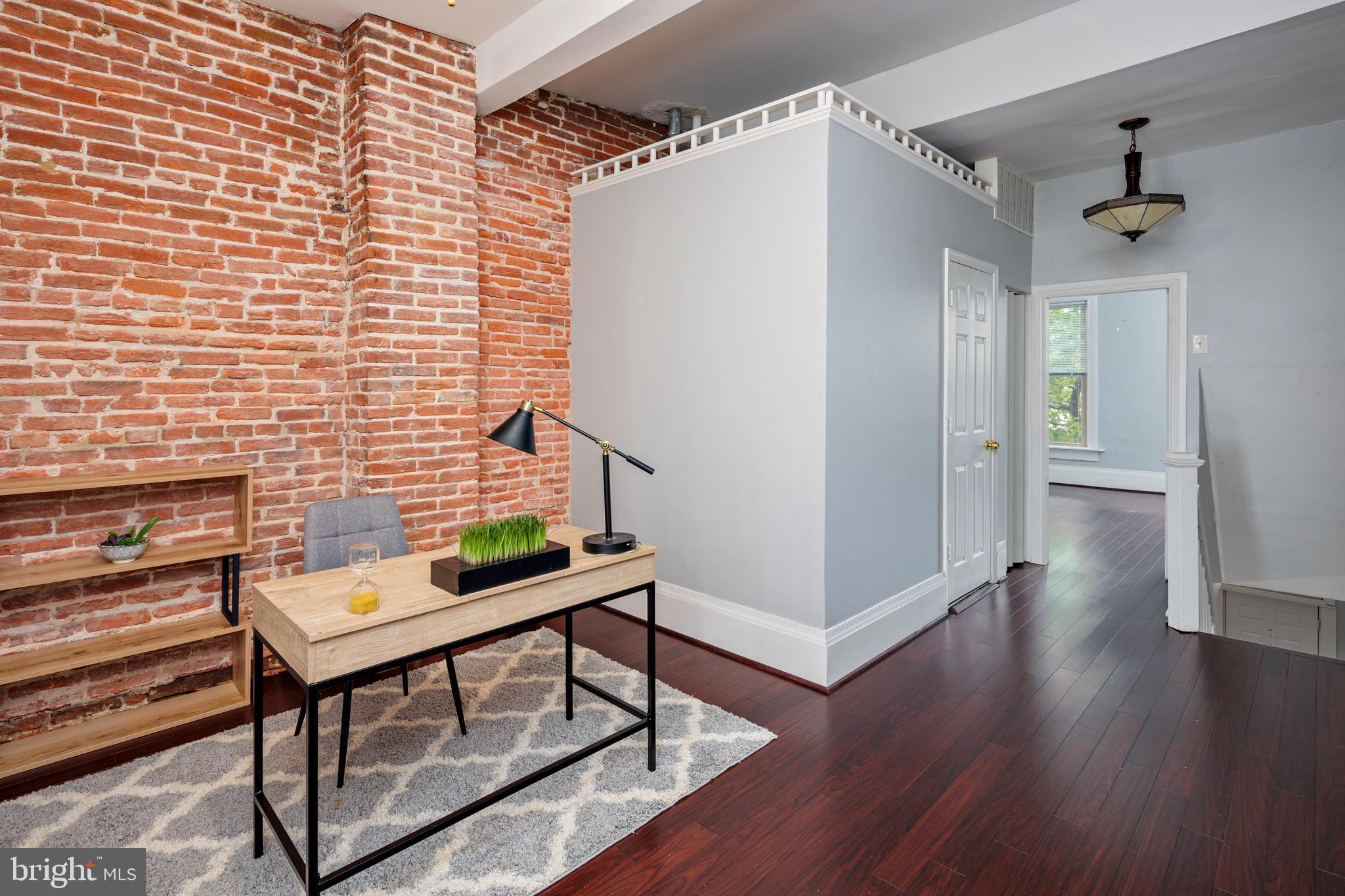 BUTCHER'S HILL - Residential