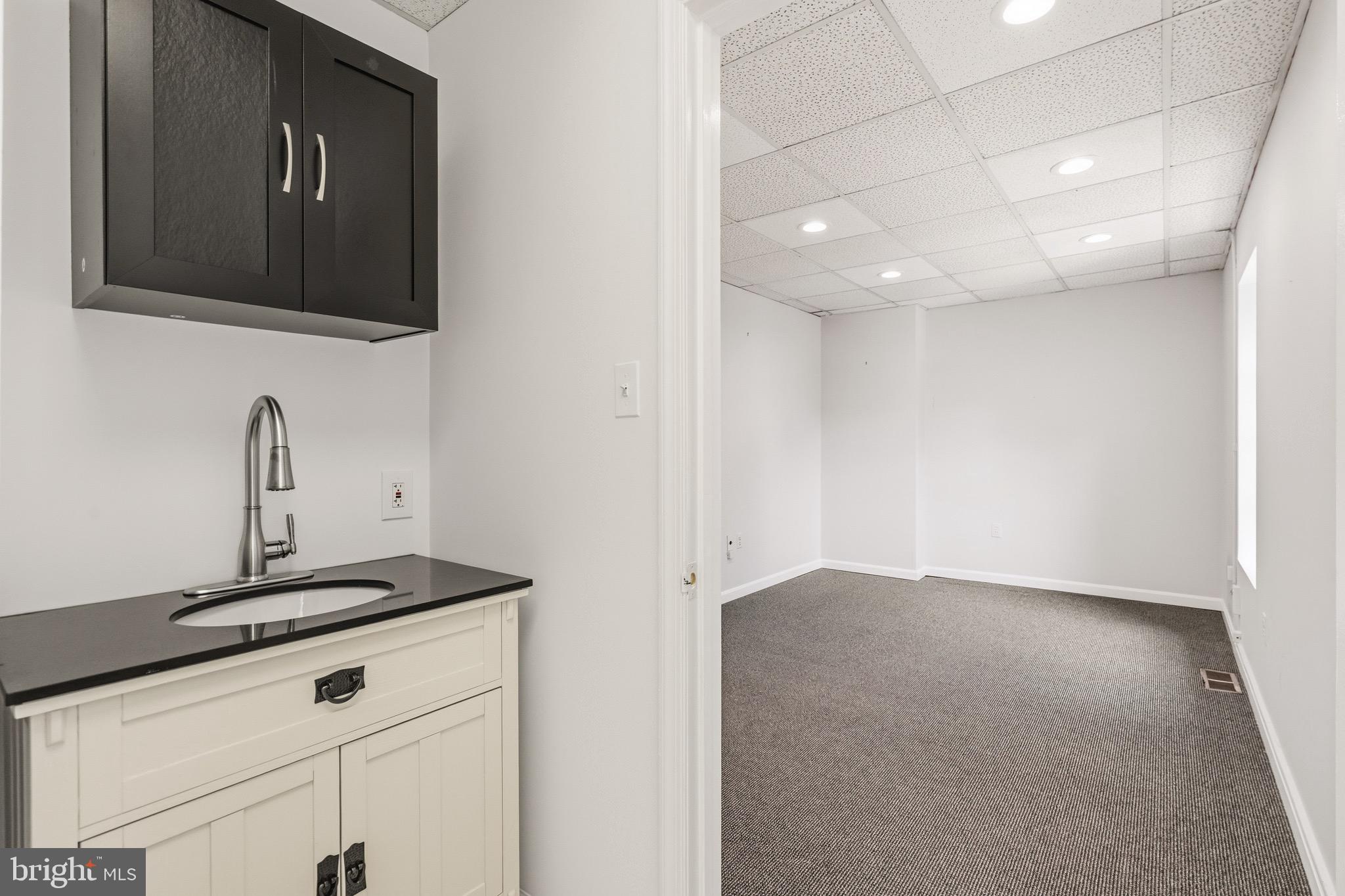 TYSONS SQUARE OFFICE PARK - Commercial Sale