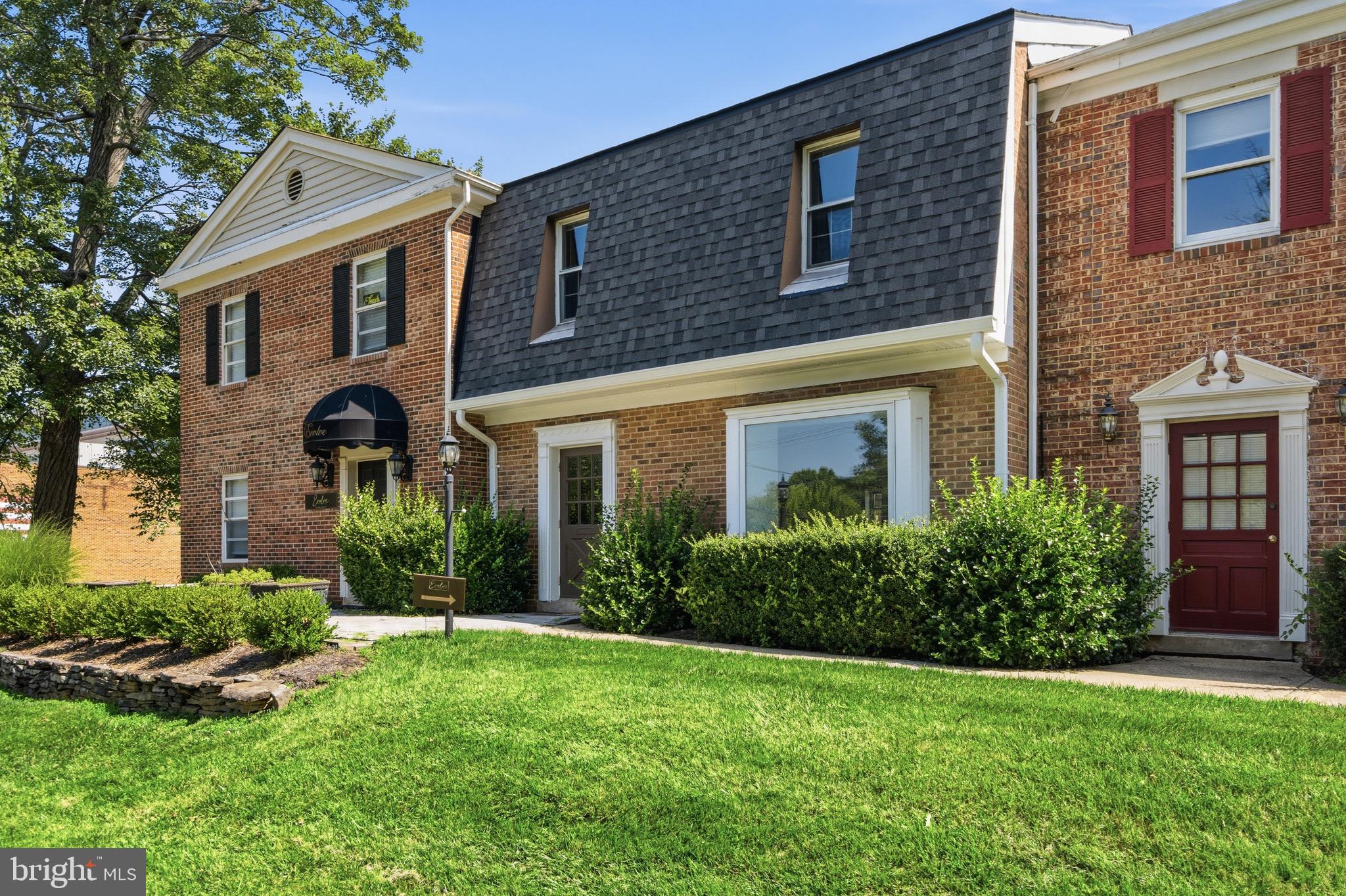 TYSONS SQUARE OFFICE PARK - Commercial Sale