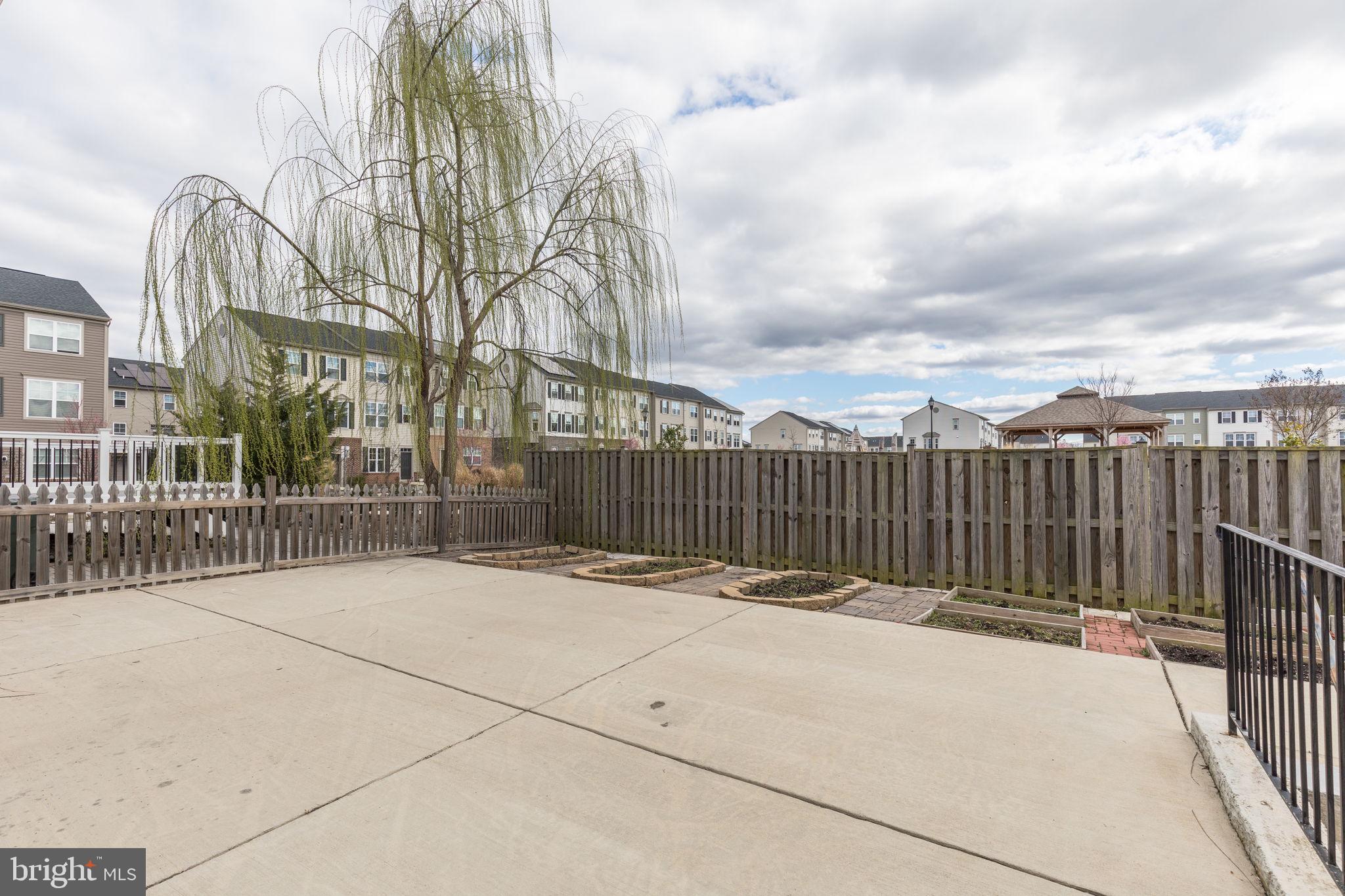 NORBECK CROSSING - Residential