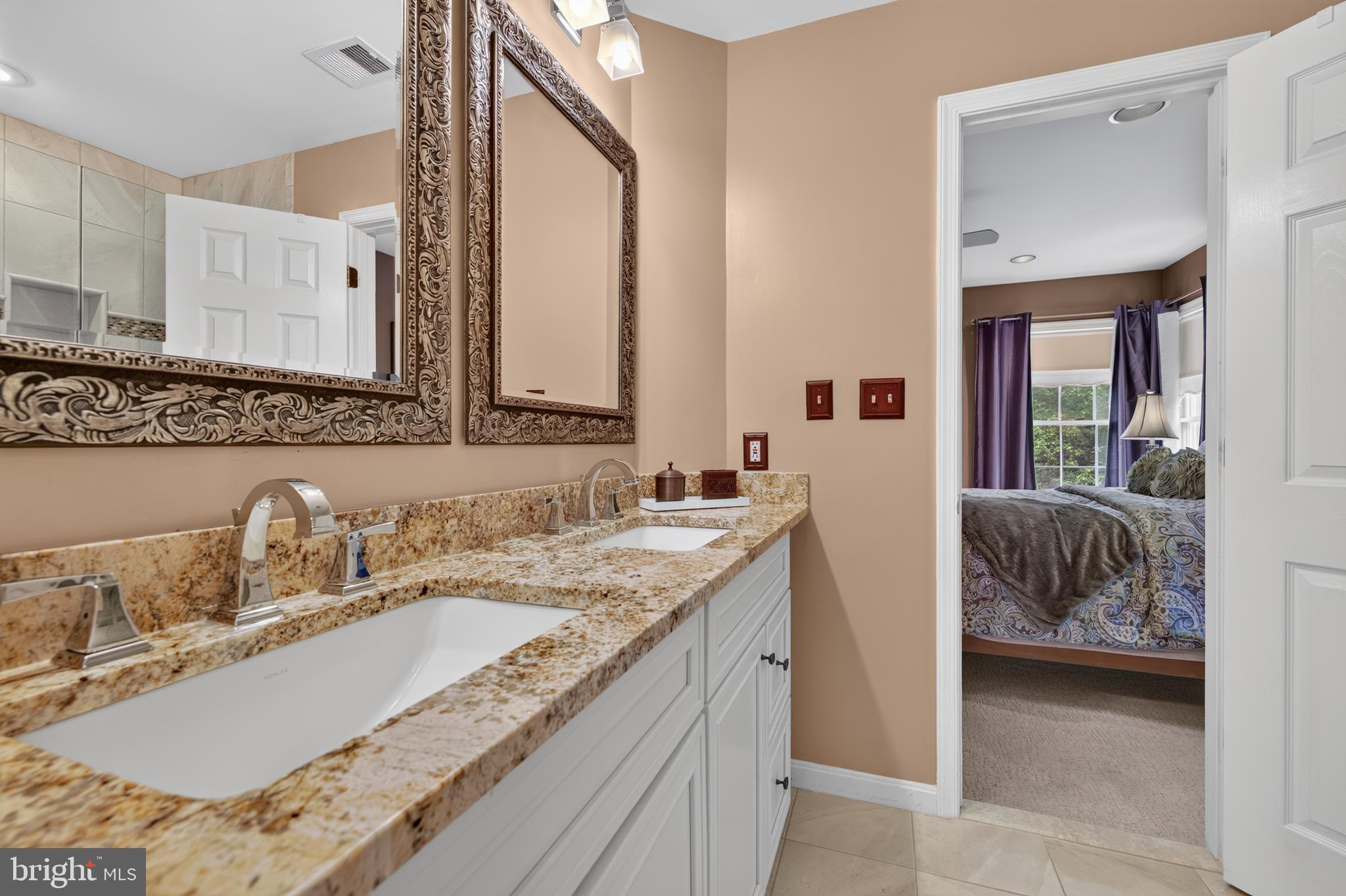 SENECA HIGHLANDS - Residential