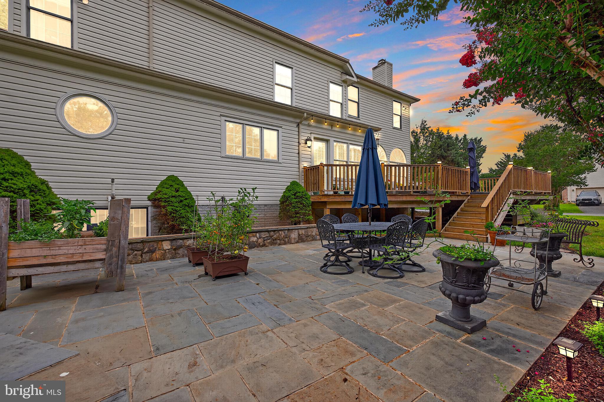 SENECA HIGHLANDS - Residential