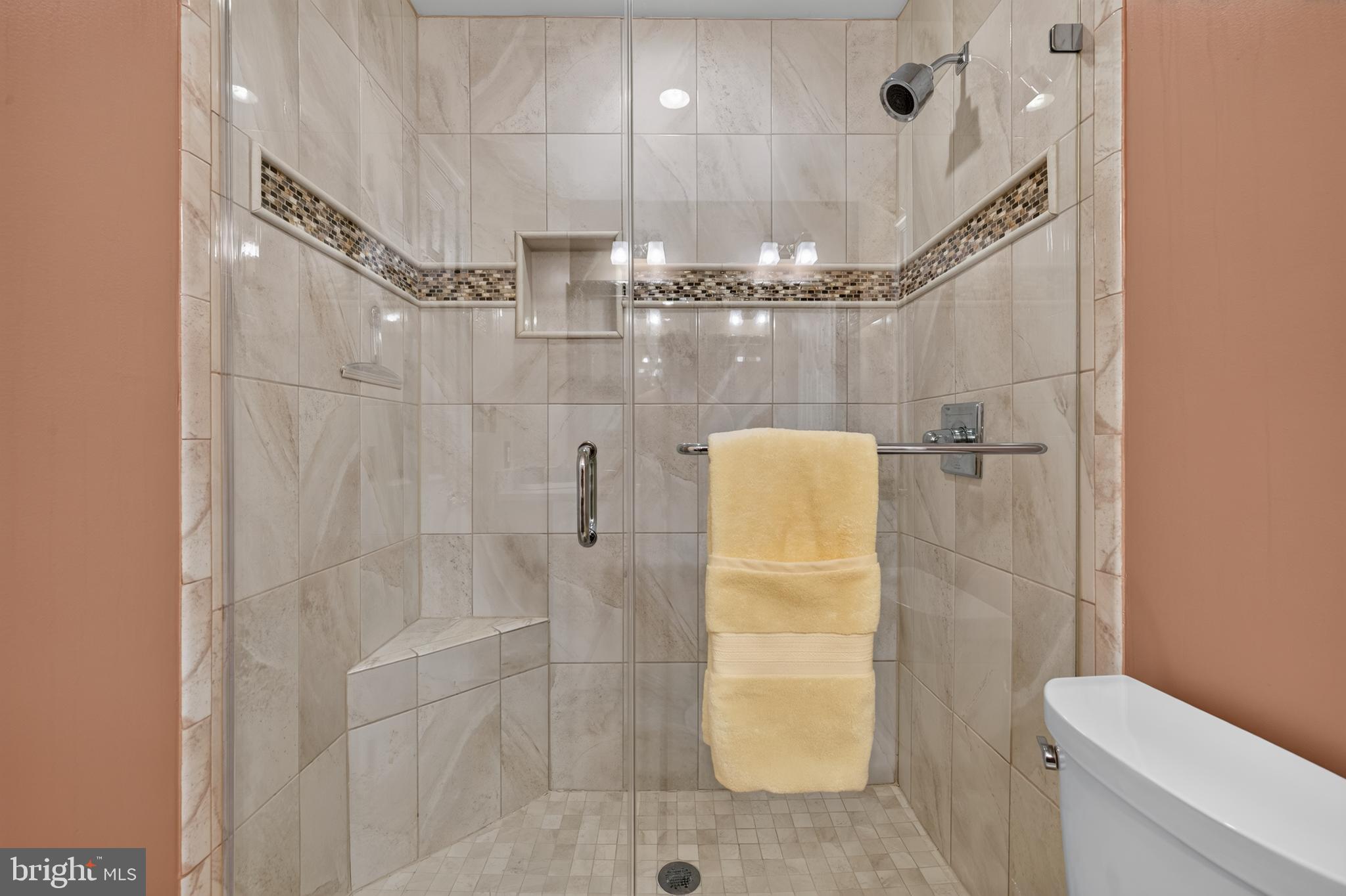SENECA HIGHLANDS - Residential