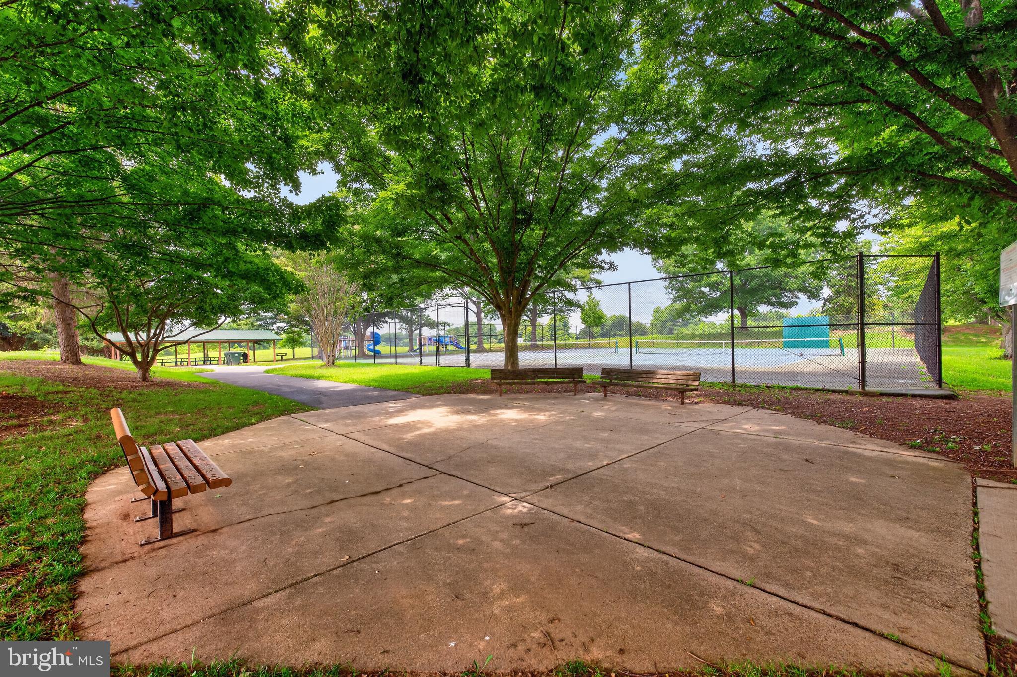 SENECA HIGHLANDS - Residential