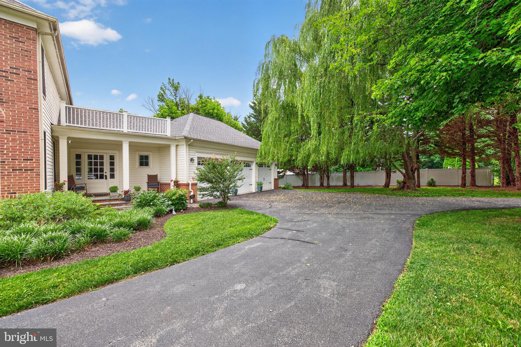 SENECA HIGHLANDS - Residential