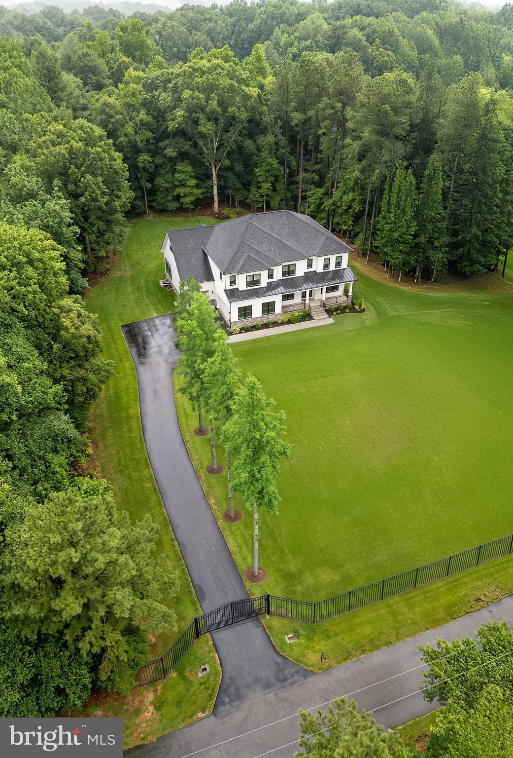 CHAPEL KNOLLS - Residential
