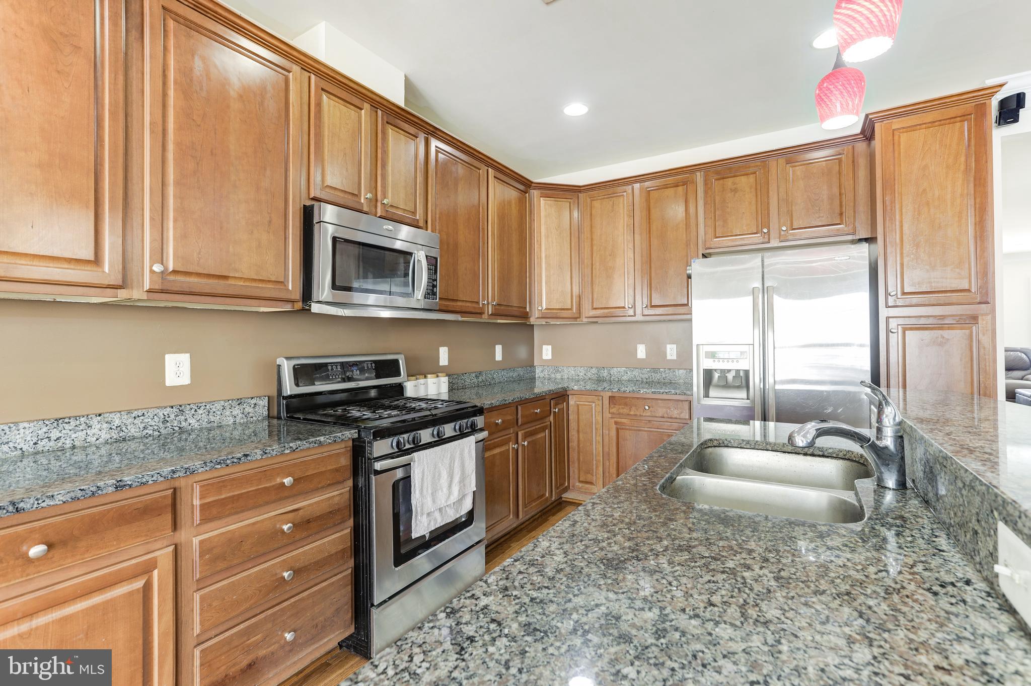 EAST GATE - Residential Lease