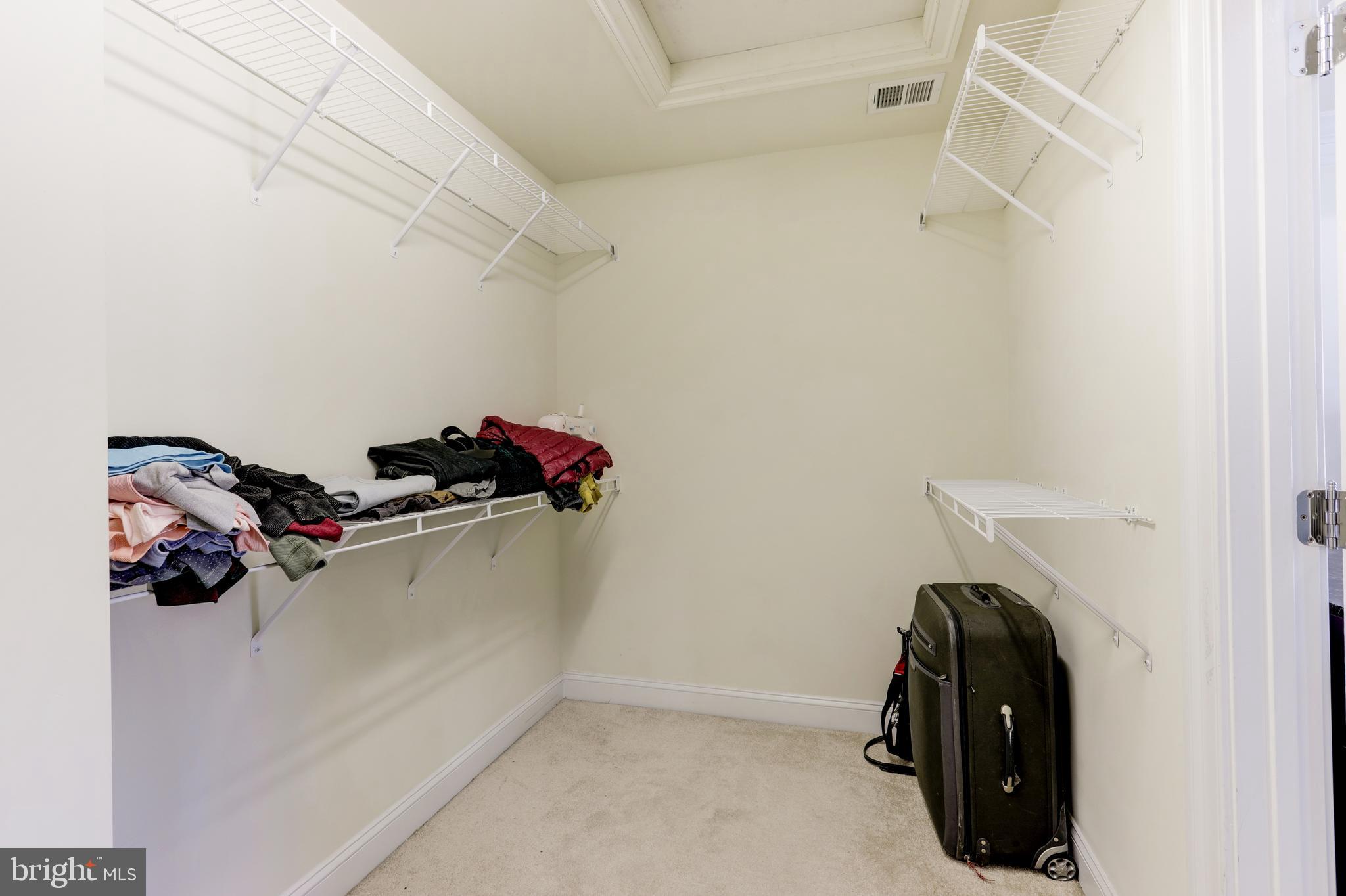 EAST GATE - Residential Lease