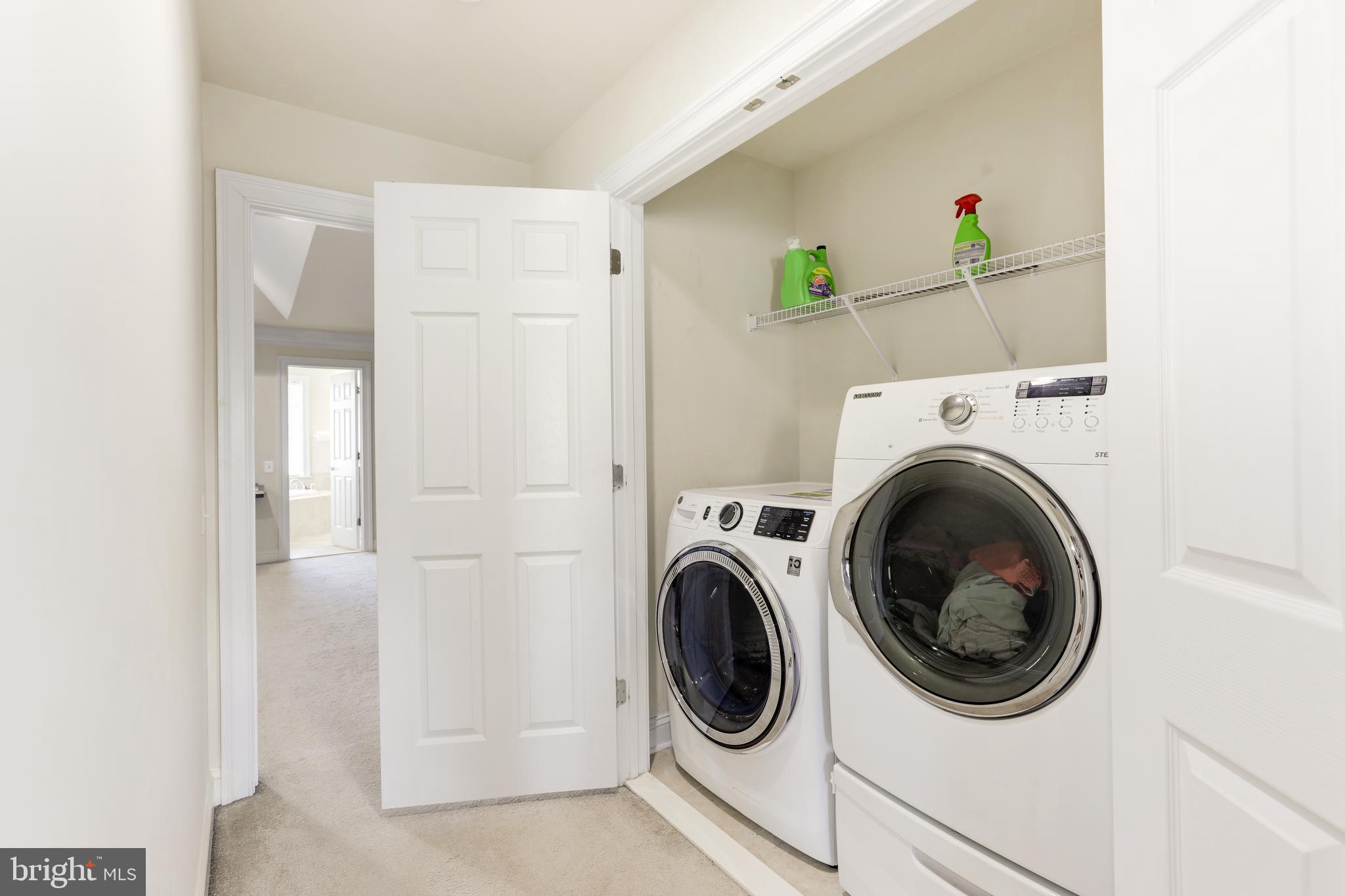 EAST GATE - Residential Lease