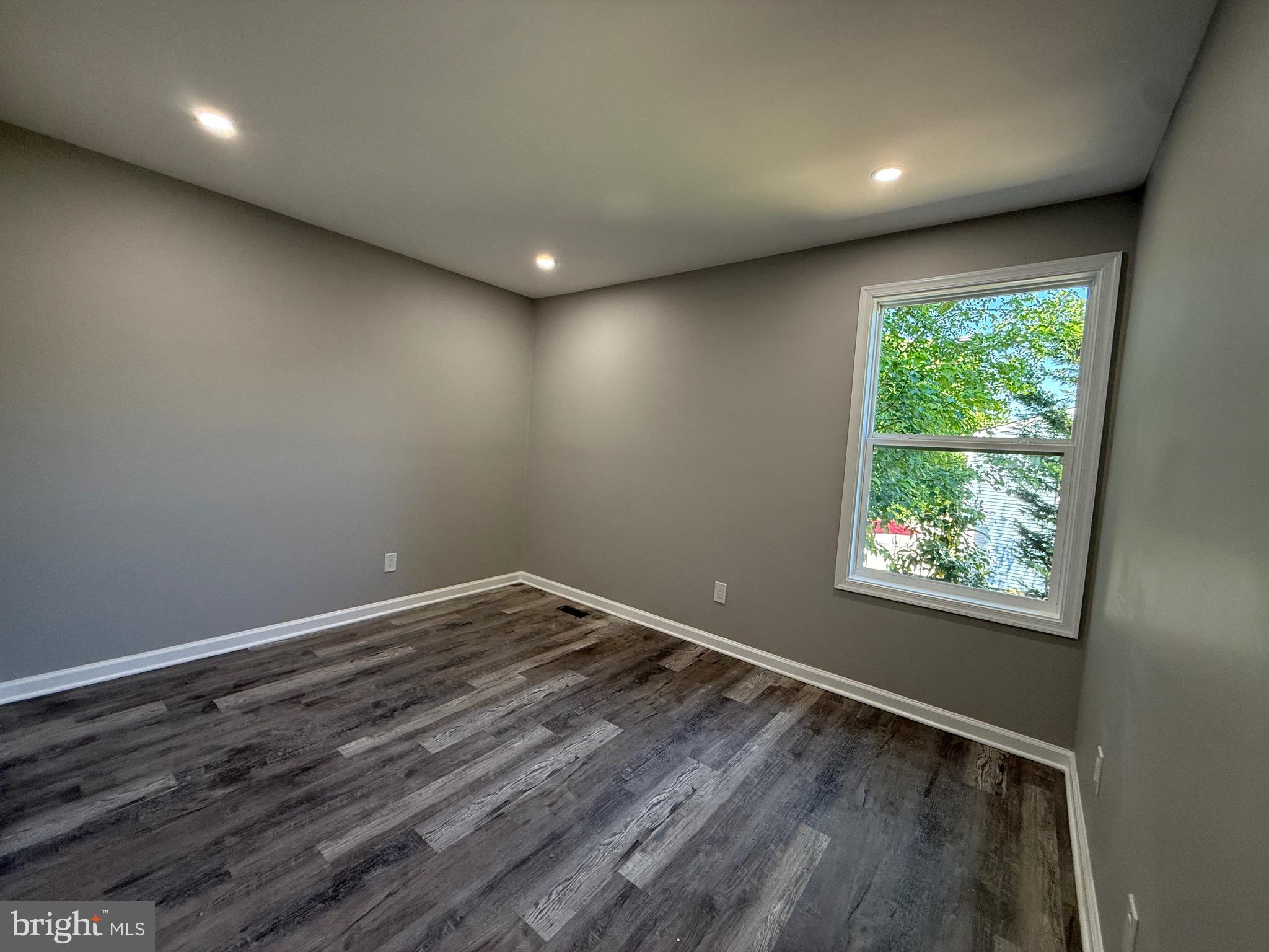 WINDSOR PARK - Residential