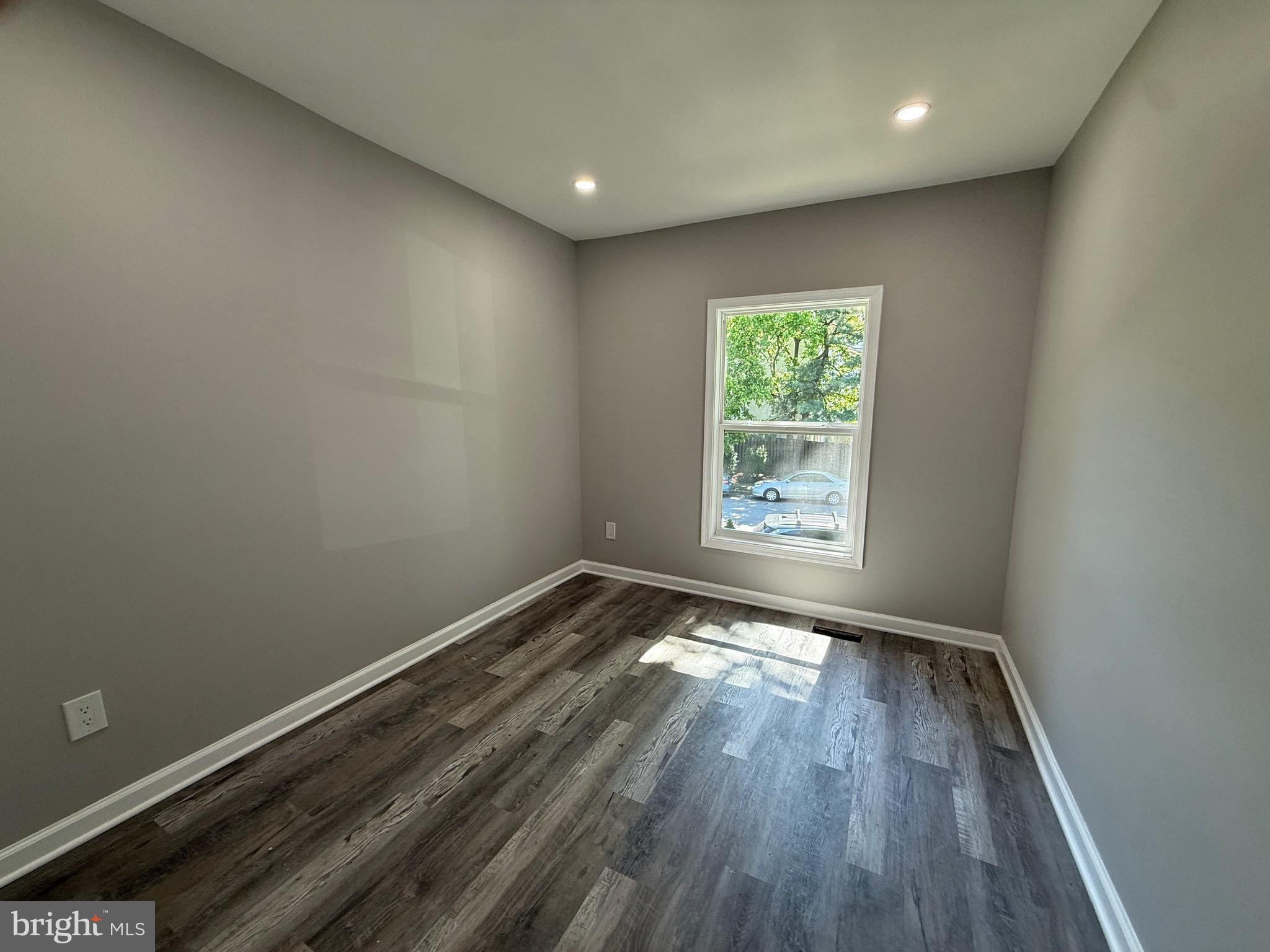WINDSOR PARK - Residential