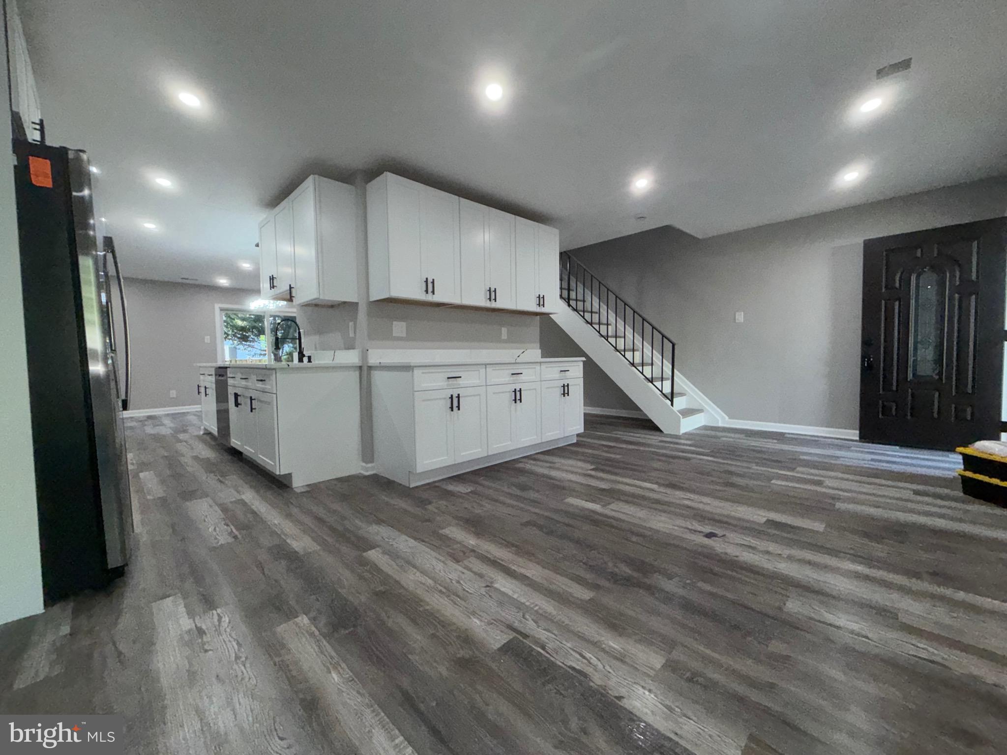 WINDSOR PARK - Residential