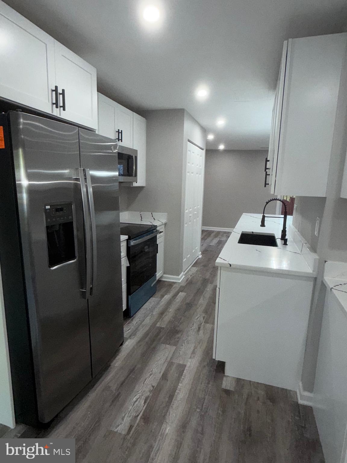 WINDSOR PARK - Residential